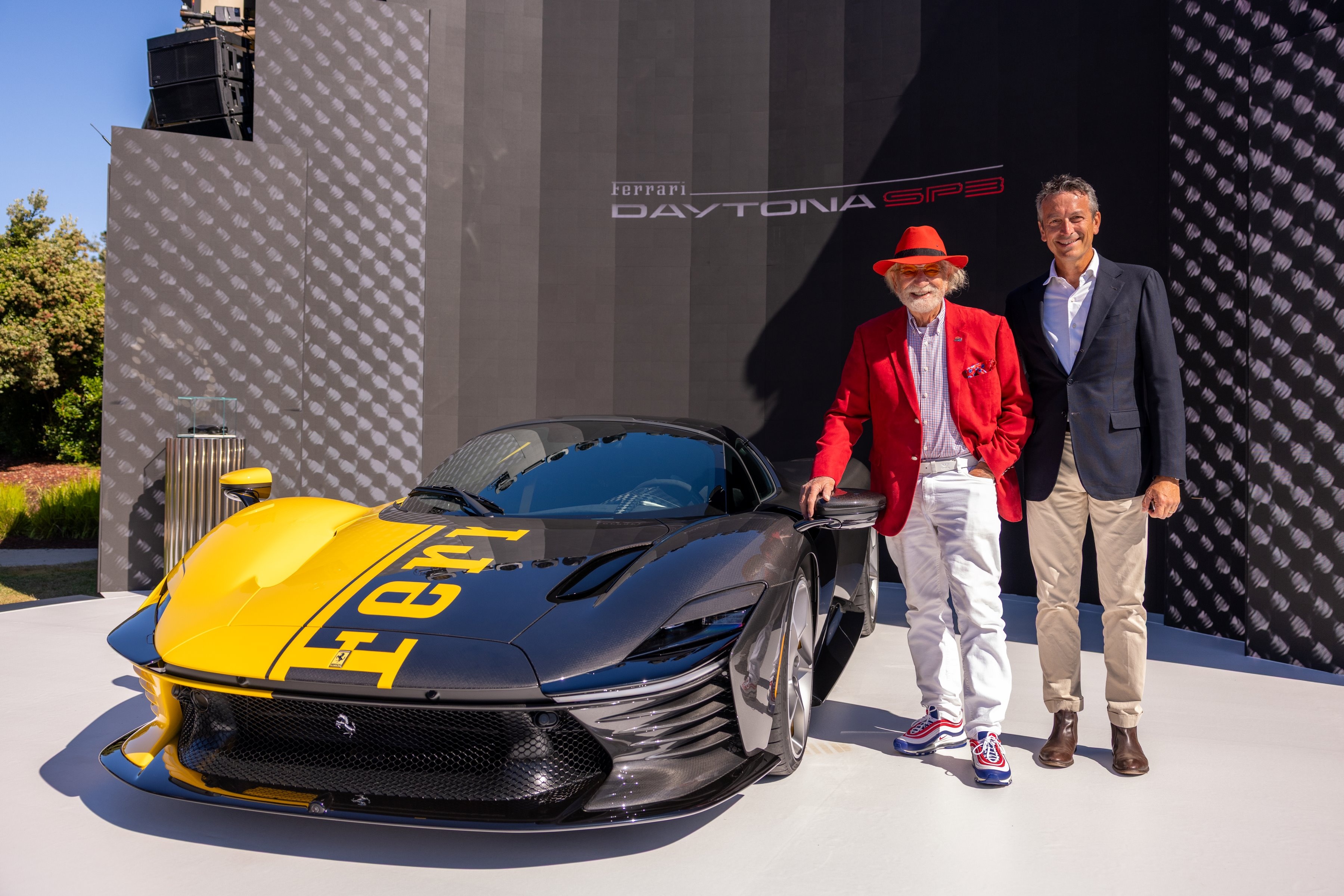 ferrari luce,  ferrari,  luce,  si&ecirc;u xe,  xe điện,  40 triệu USD,  đấu gi&aacute;,  ferrari daytona sp3,  daytona sp3,  rm sotheby's,  mỹ,  Herbert Wertheim,  Dr. Herbie ảnh 2