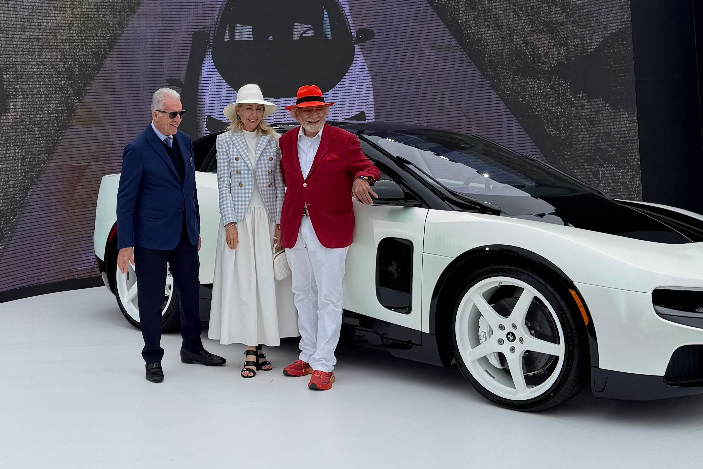ferrari luce,  ferrari,  luce,  si&ecirc;u xe,  xe điện,  40 triệu USD,  đấu gi&aacute;,  ferrari daytona sp3,  daytona sp3,  rm sotheby's,  mỹ,  Herbert Wertheim,  Dr. Herbie ảnh 1