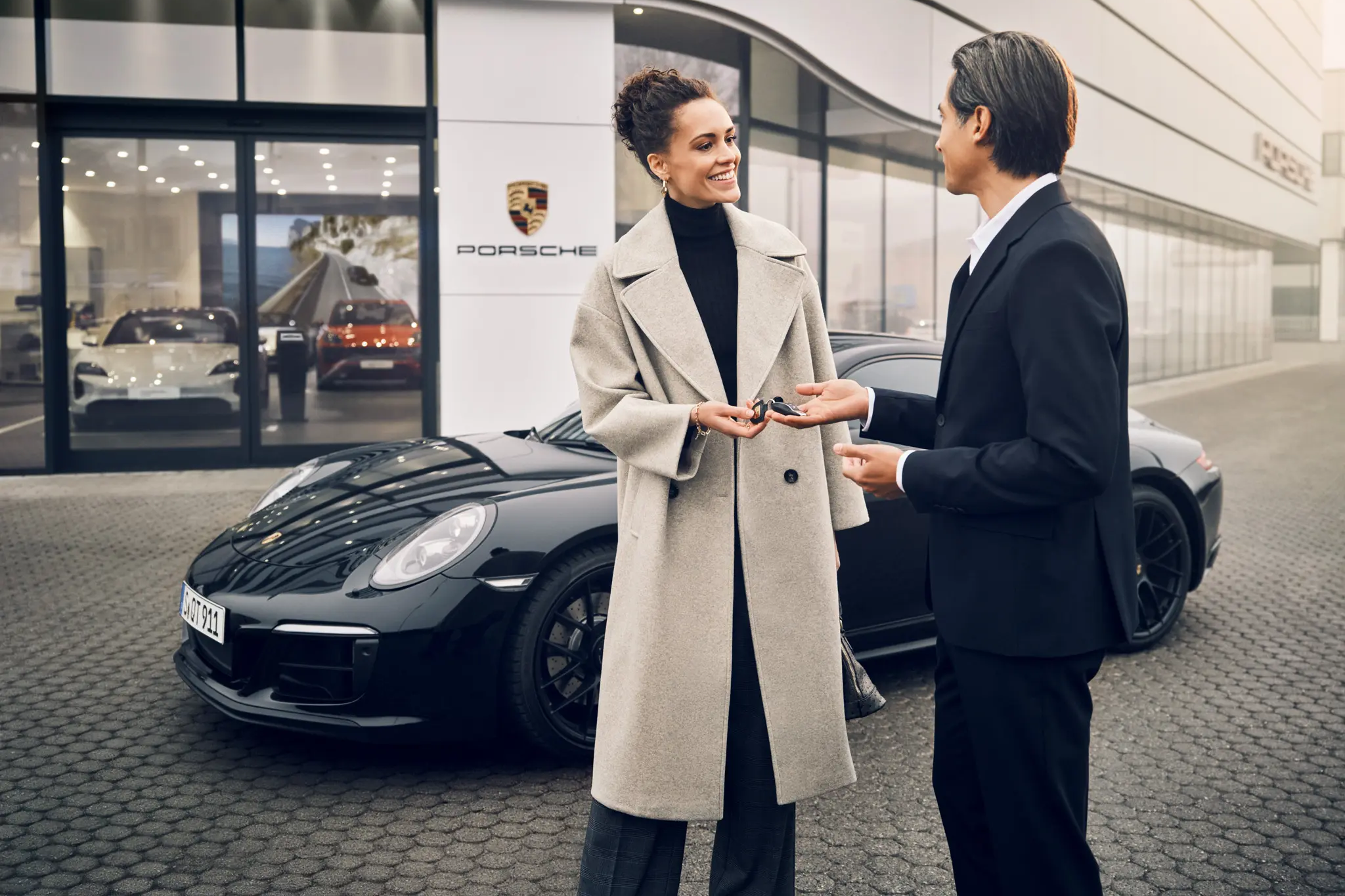 xe sang,  mercedes,  porsche,  bmw,  volkswagen,  toyota,  lamborghini,  bentley,  ferrari,  bugatti,  mỹ,  ch&acirc;u &acirc;u,  trung quốc,  ev ảnh 2