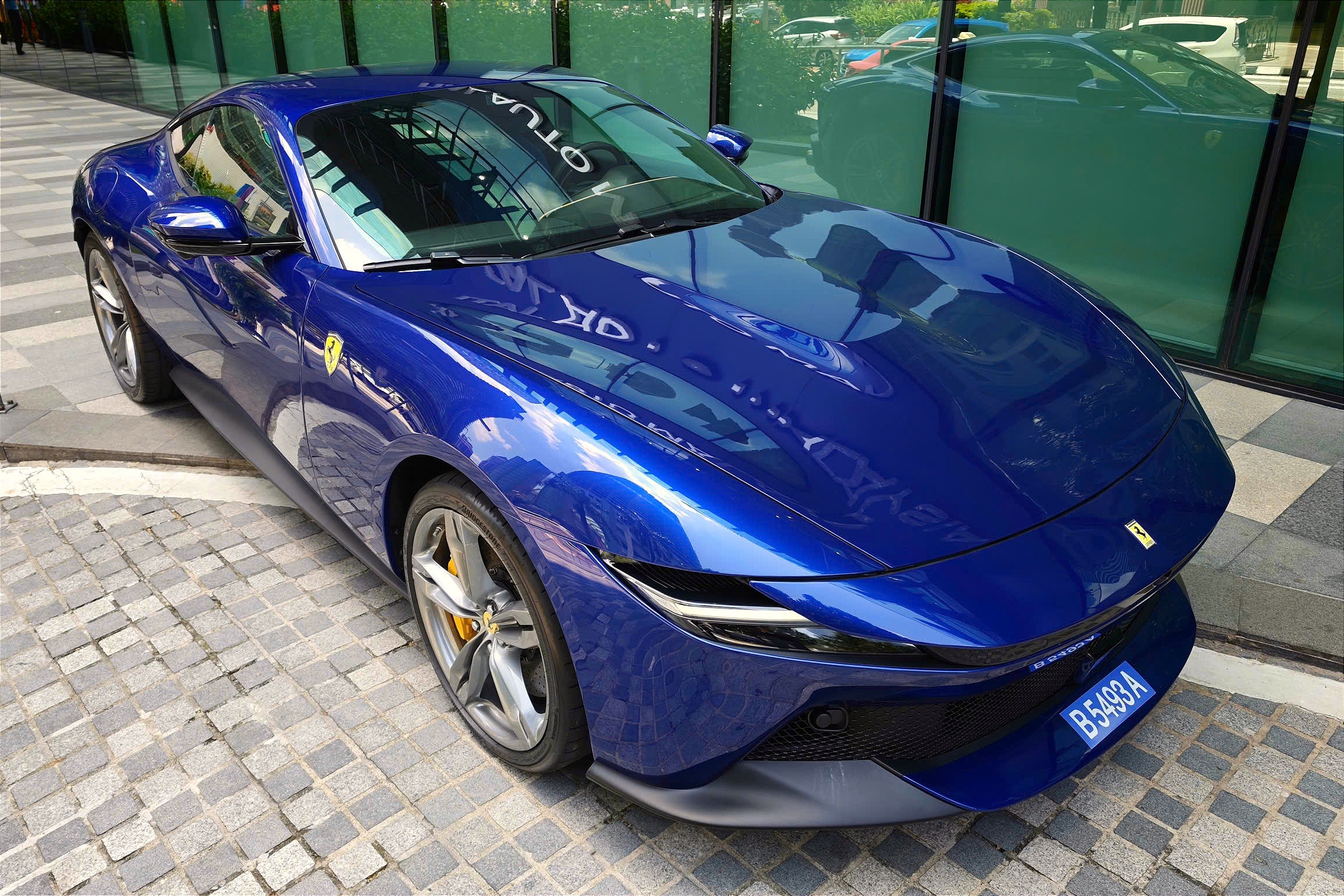 Ferrari Amalfi,  Ferrari,  Amalfi,  si&ecirc;u xe,  malaysia,  gt,  grand tourer,  xe điện,  ferrari luce ảnh 10
