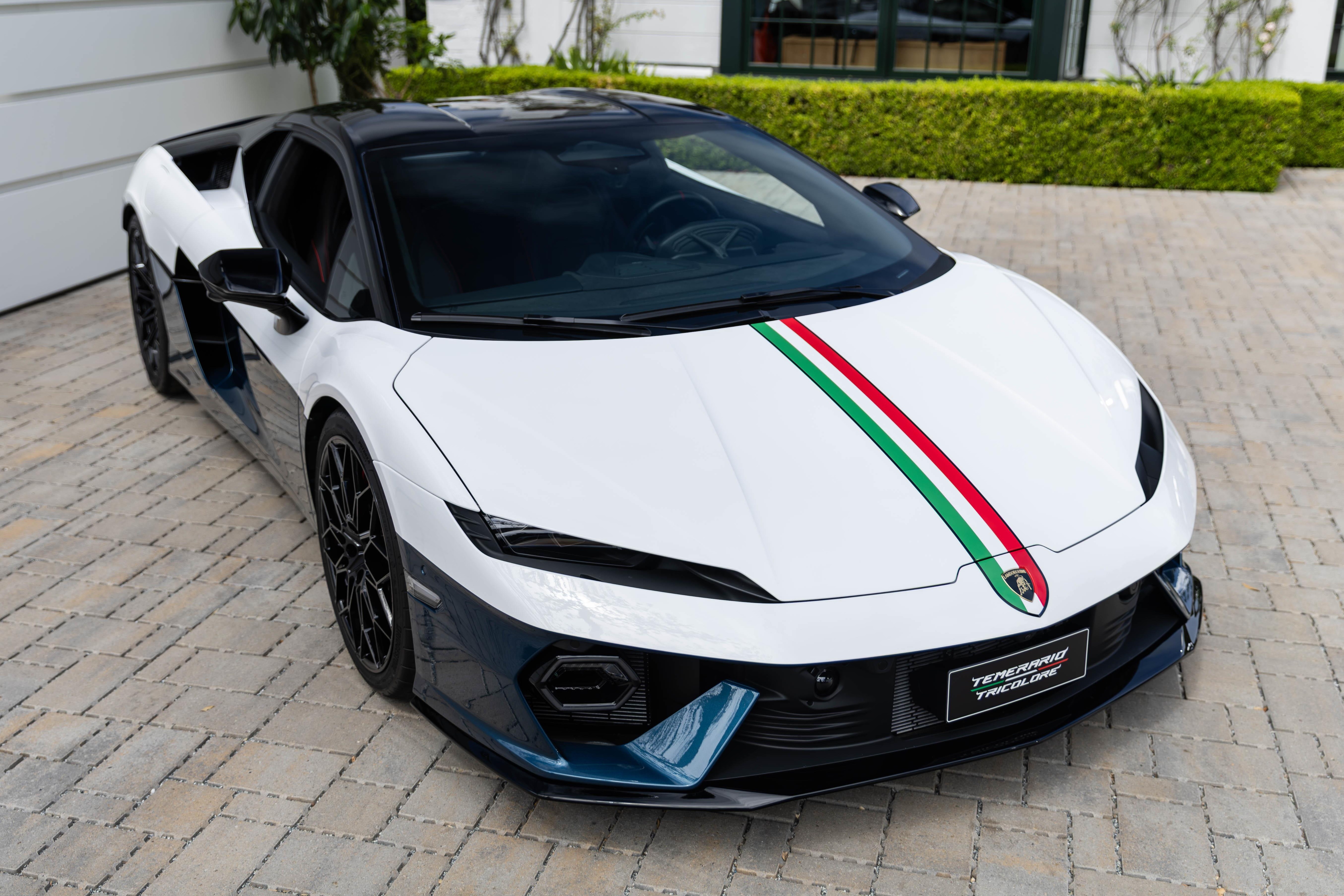 Lamborghini Temerario Tricolore,  Lamborghini,  Temerario Tricolore,  Lamborghini Temerario,  Tricolore,  si&ecirc;u xe,  hybrid,  Monterey Car Week ảnh 12