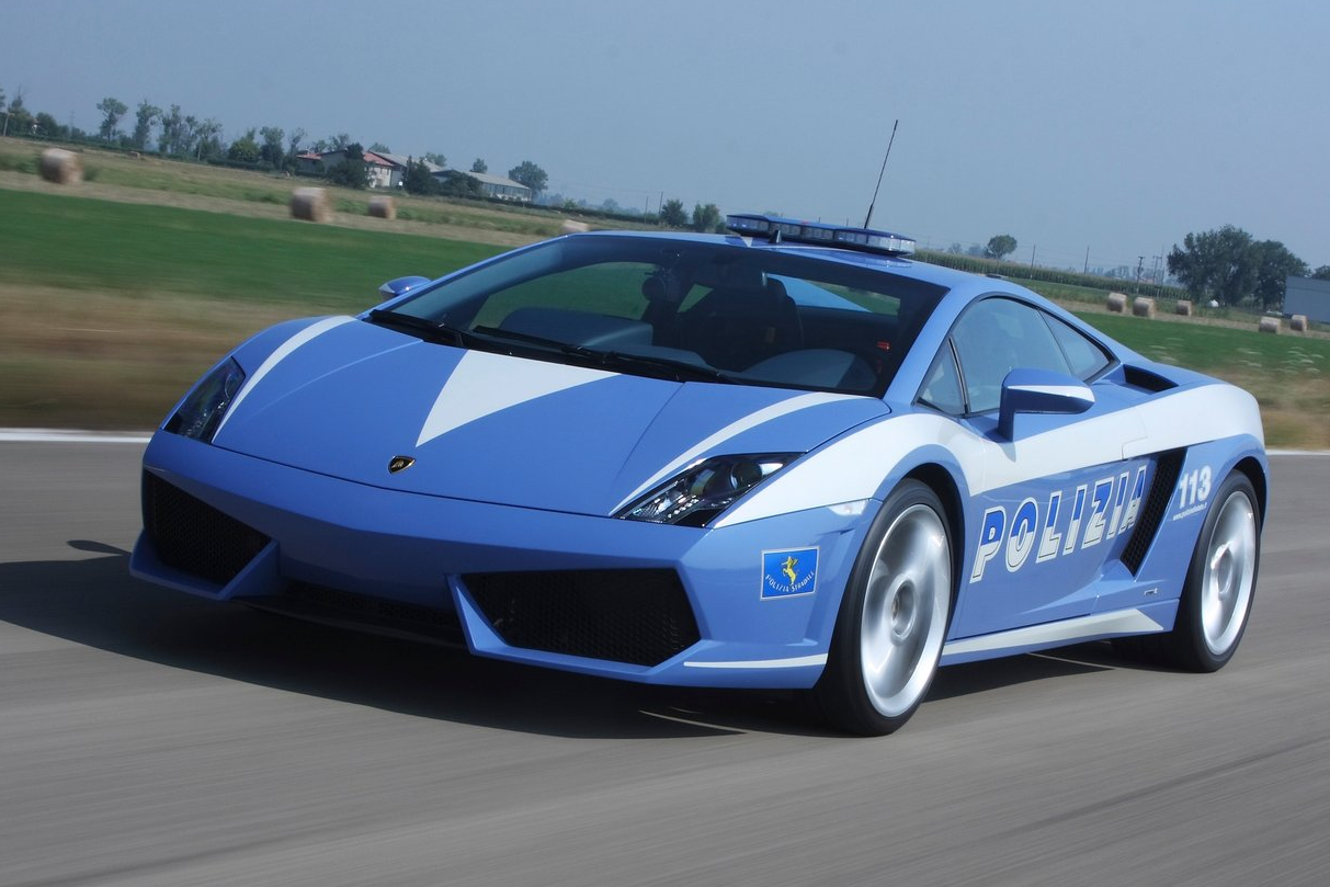 lamborghini,  cảnh s&aacute;t,  cảnh s&aacute;t italy,  italy,  si&ecirc;u xe,  huracan,  gallardo,  temerario,  urus,  urus performante ảnh 4