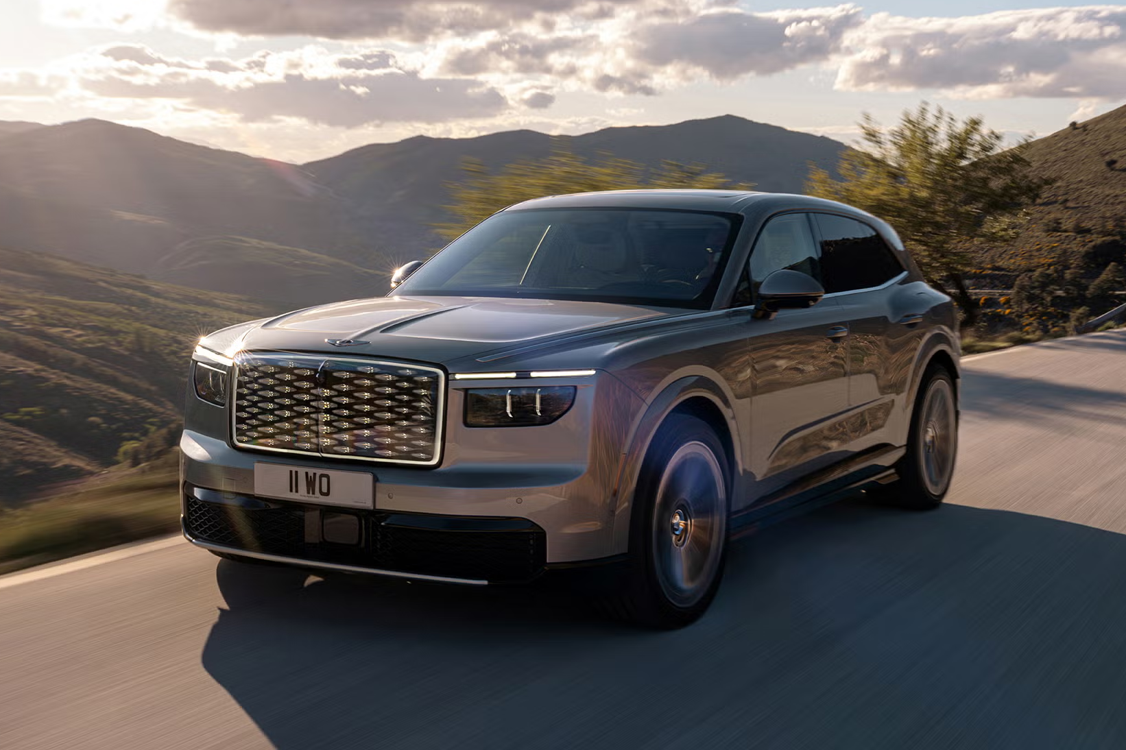 bentley torcal,  bentley,  torcal,  thuần điện,  xe thuần điện,  anh,  anh quốc,  suv ảnh 4