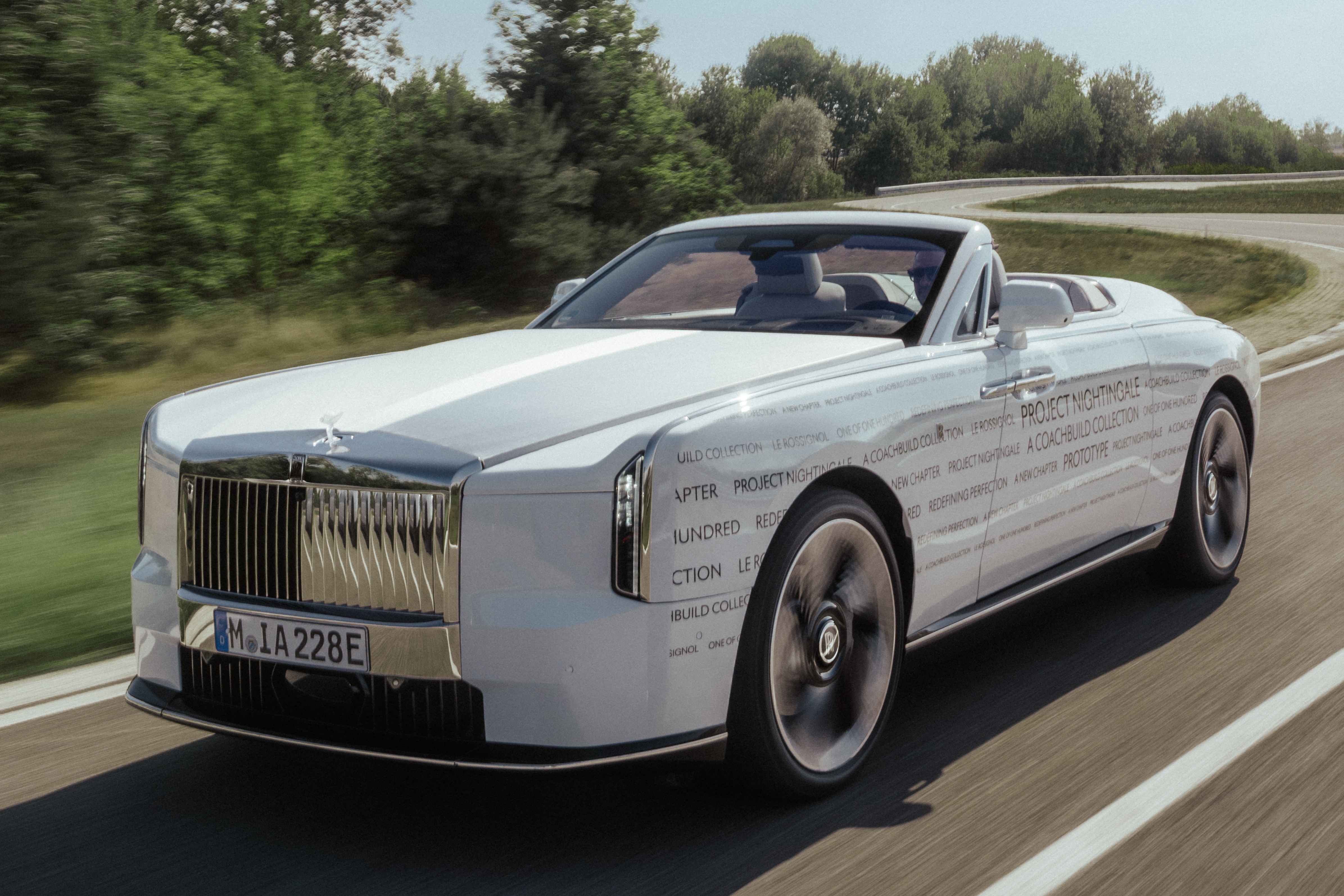 Rolls-Royce Nightingale,  Rolls-Royce,  Nightingale,  ev,  thuần điện,  xe điện ảnh 1