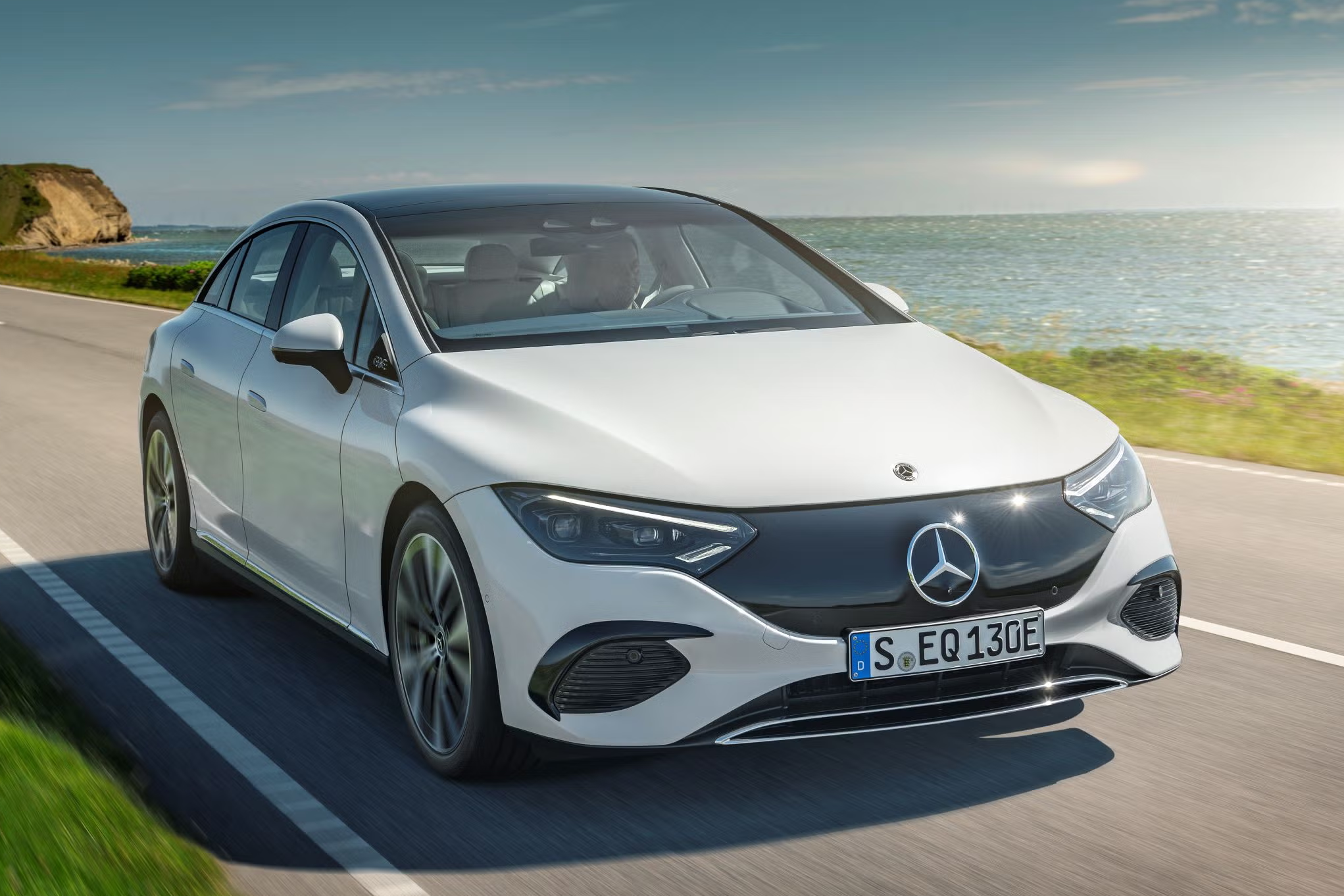Xe điện Mercedes-Benz EQE bị khai tử tại Mỹ