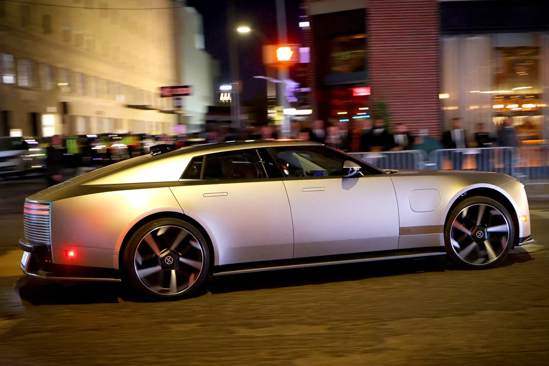 Jaguar Type 01,  jaguar,  jaguar land rover,  jlr,  type 01,  xe điện,  mỹ,  trung quốc,  ch&acirc;u &acirc;u,  maserati,  bentley,  lamborghini,  ferrari,  porsche,  ev,  bev ảnh 4