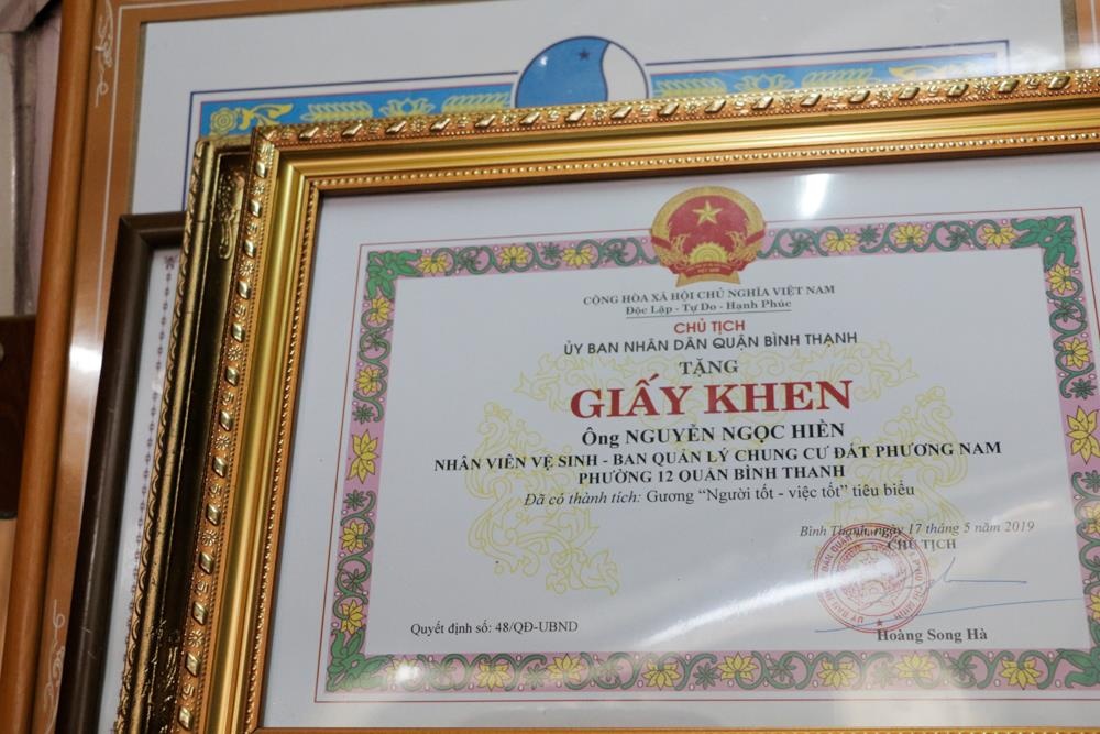 tra lai 7400 USD anh 2