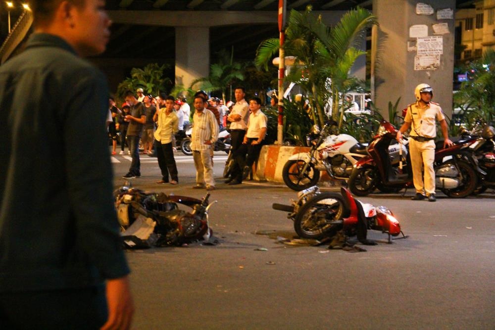 Tai xe BMW tong xe hang xanh anh 1