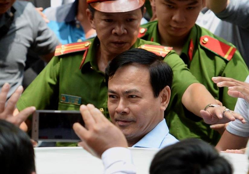 Gian nan xac dinh toi danh xam hai tinh duc tre em hinh anh
