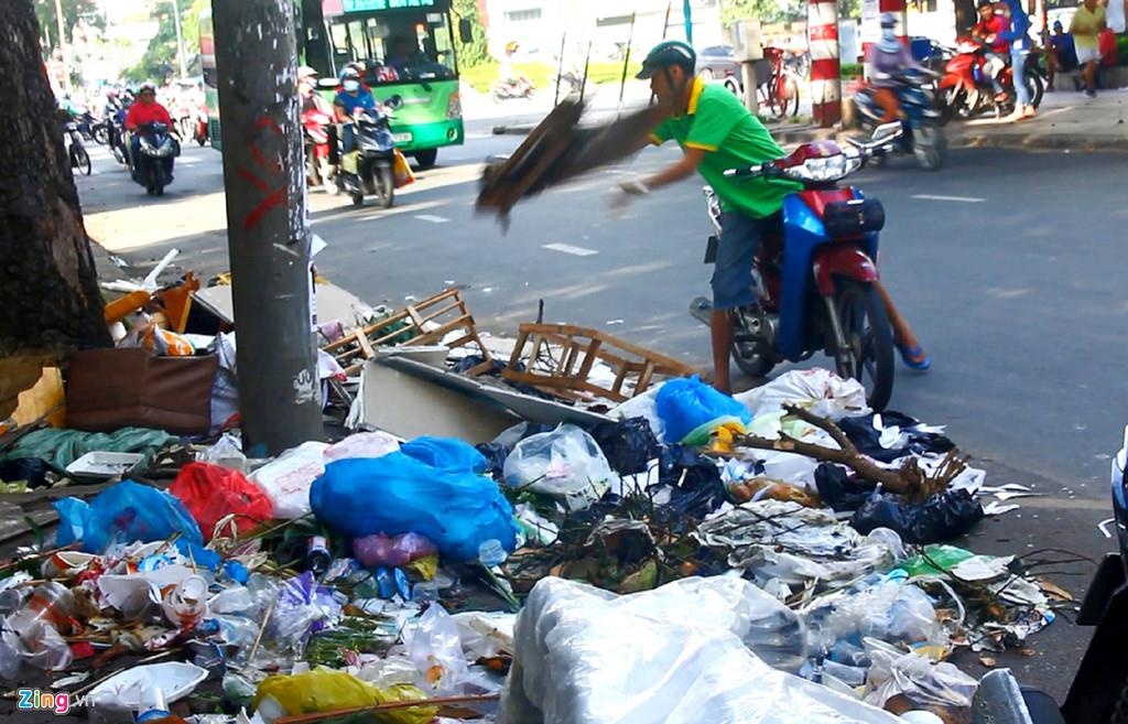 phạt nguội hành vi xả rác ảnh 2 phat nguoi hanh vi xa rac anh 2