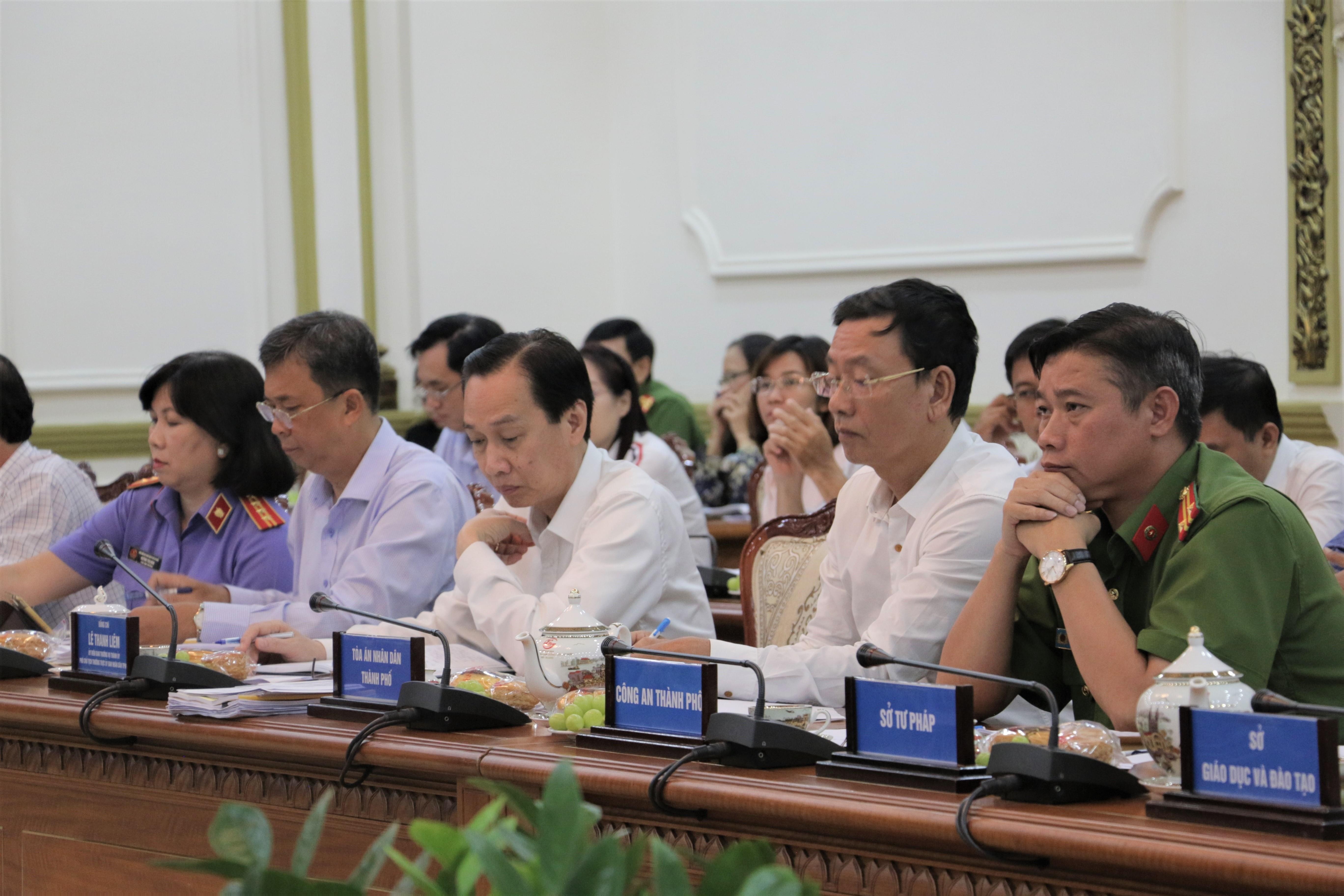 xam hai tre em anh 1