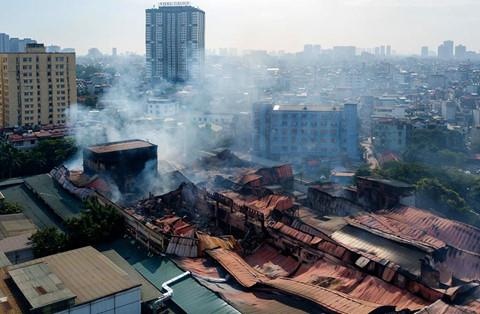 Sao 'o chua' hoa chat Rang Dong chua di doi ra khoi noi thanh Ha Noi? hinh anh