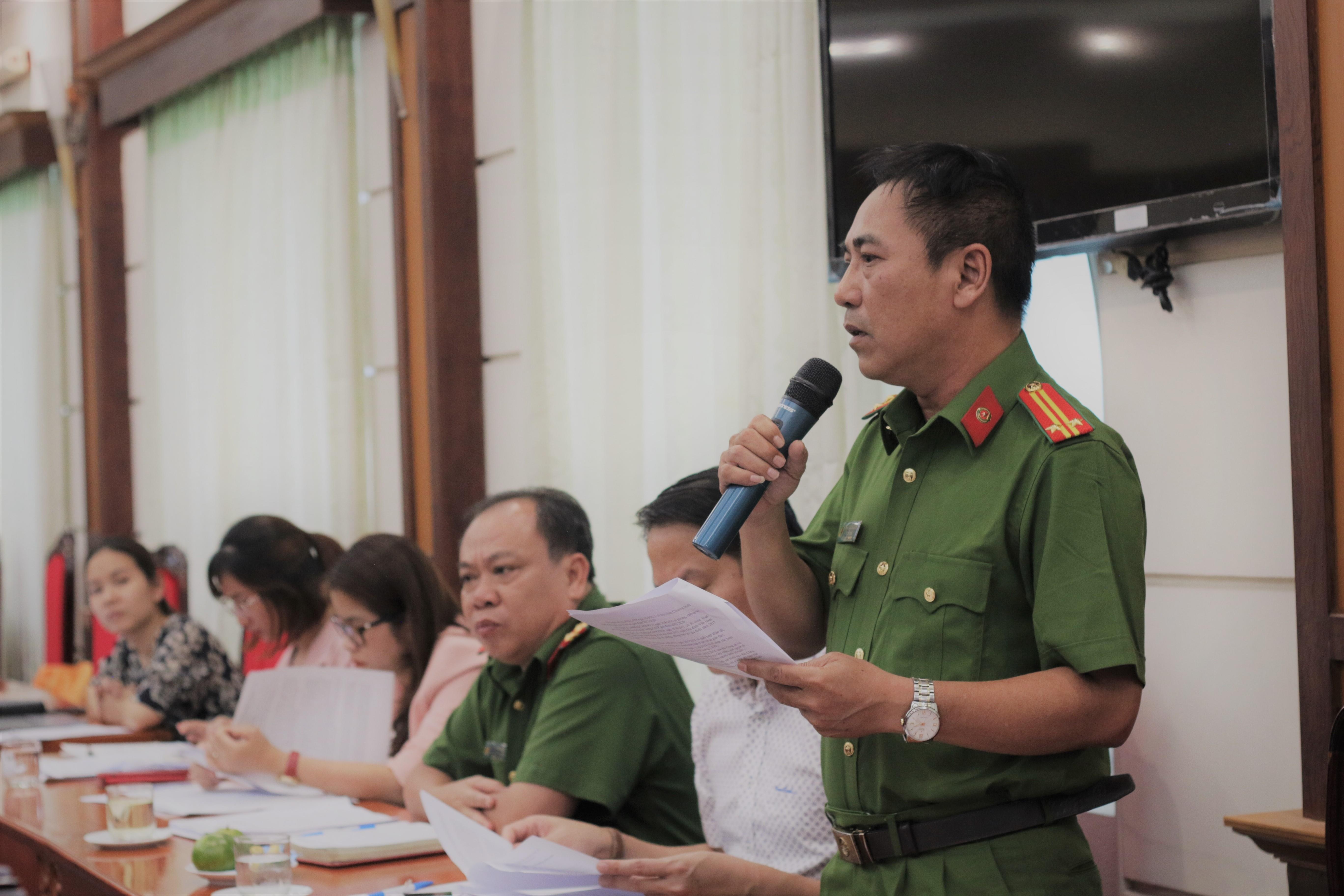 Cong an ly giai vi sao nhieu tre duoi 13 tuoi bi xam hai tinh duc hinh anh