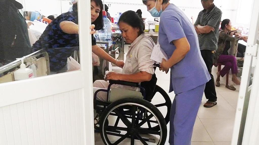 Đâm người chung cư Gold View ảnh 2 Dam nguoi chung cu Gold View anh 2