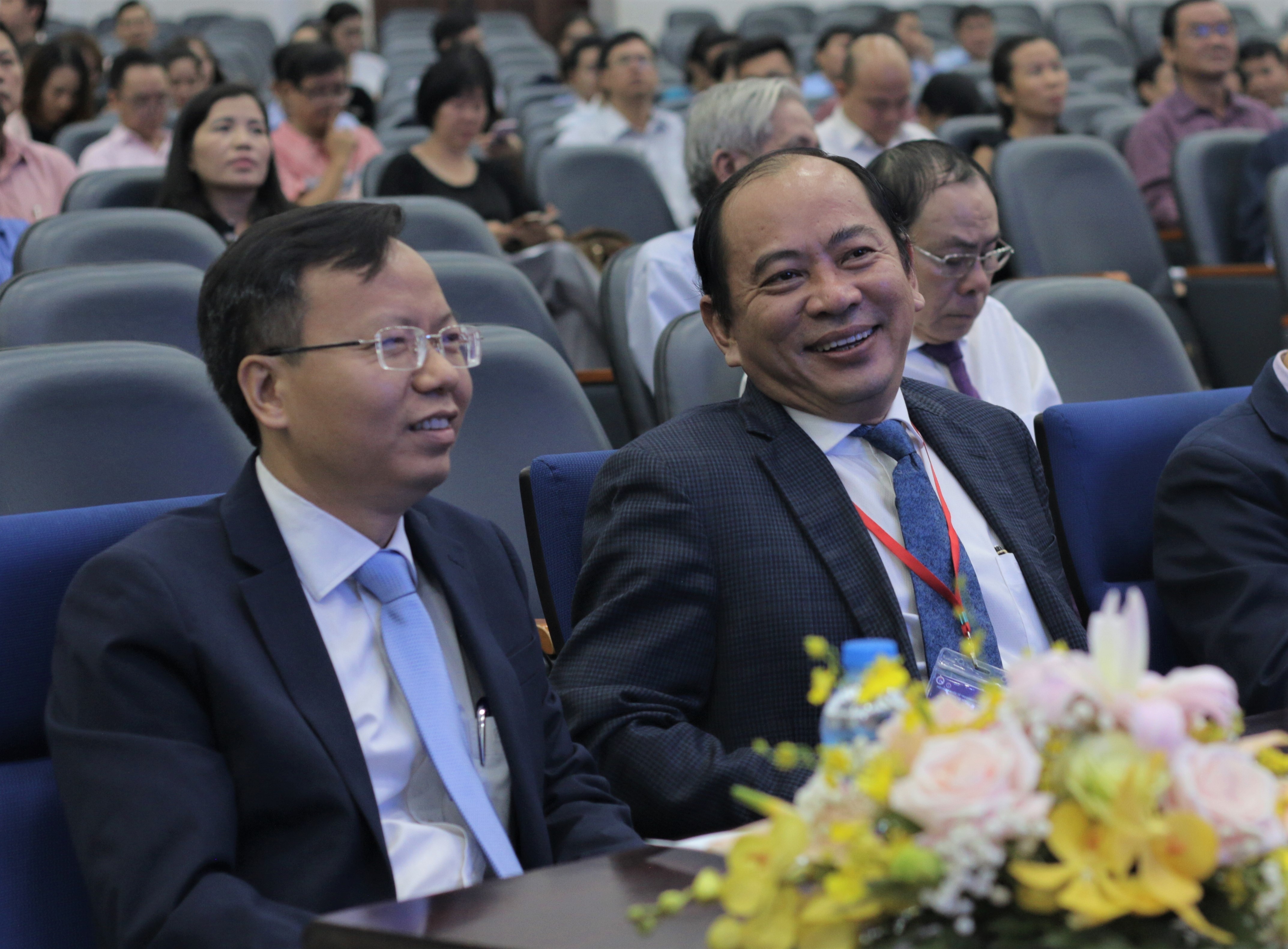 benh vien thong minh anh 1