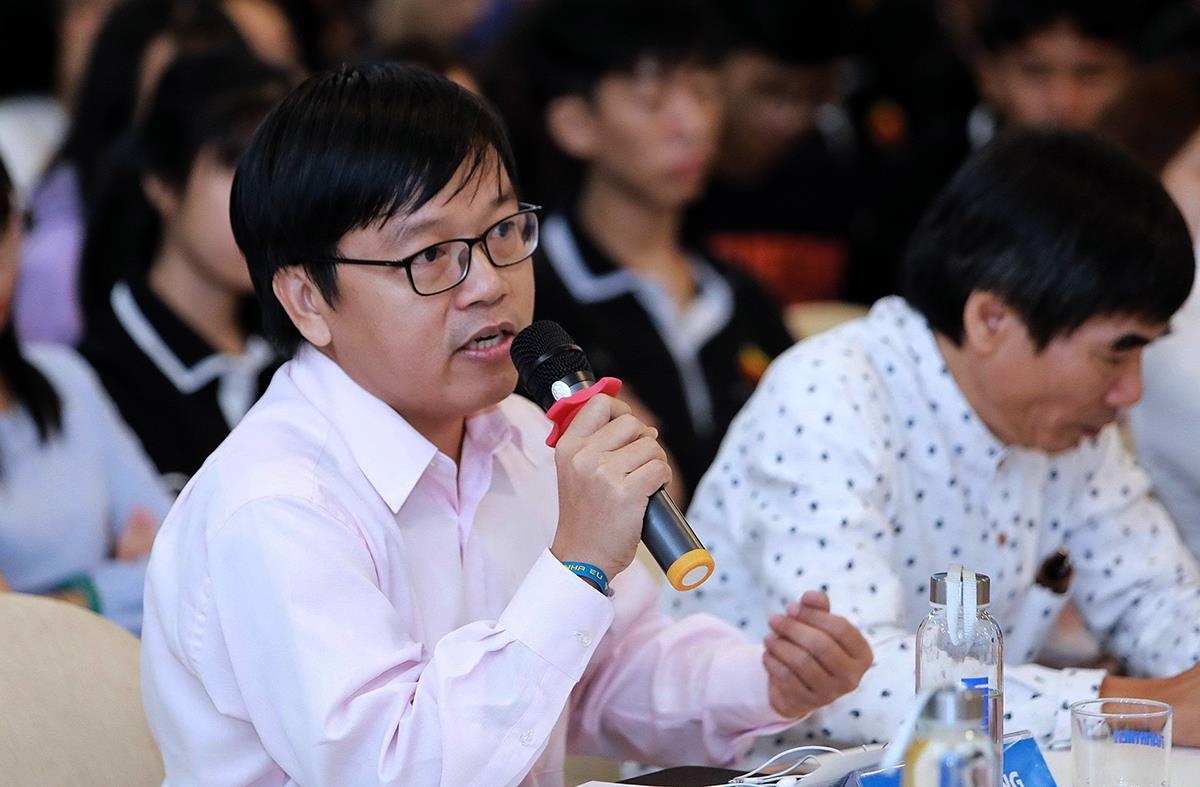 Lam gi khi bi si nhuc, vu khong tren mang xa hoi? hinh anh