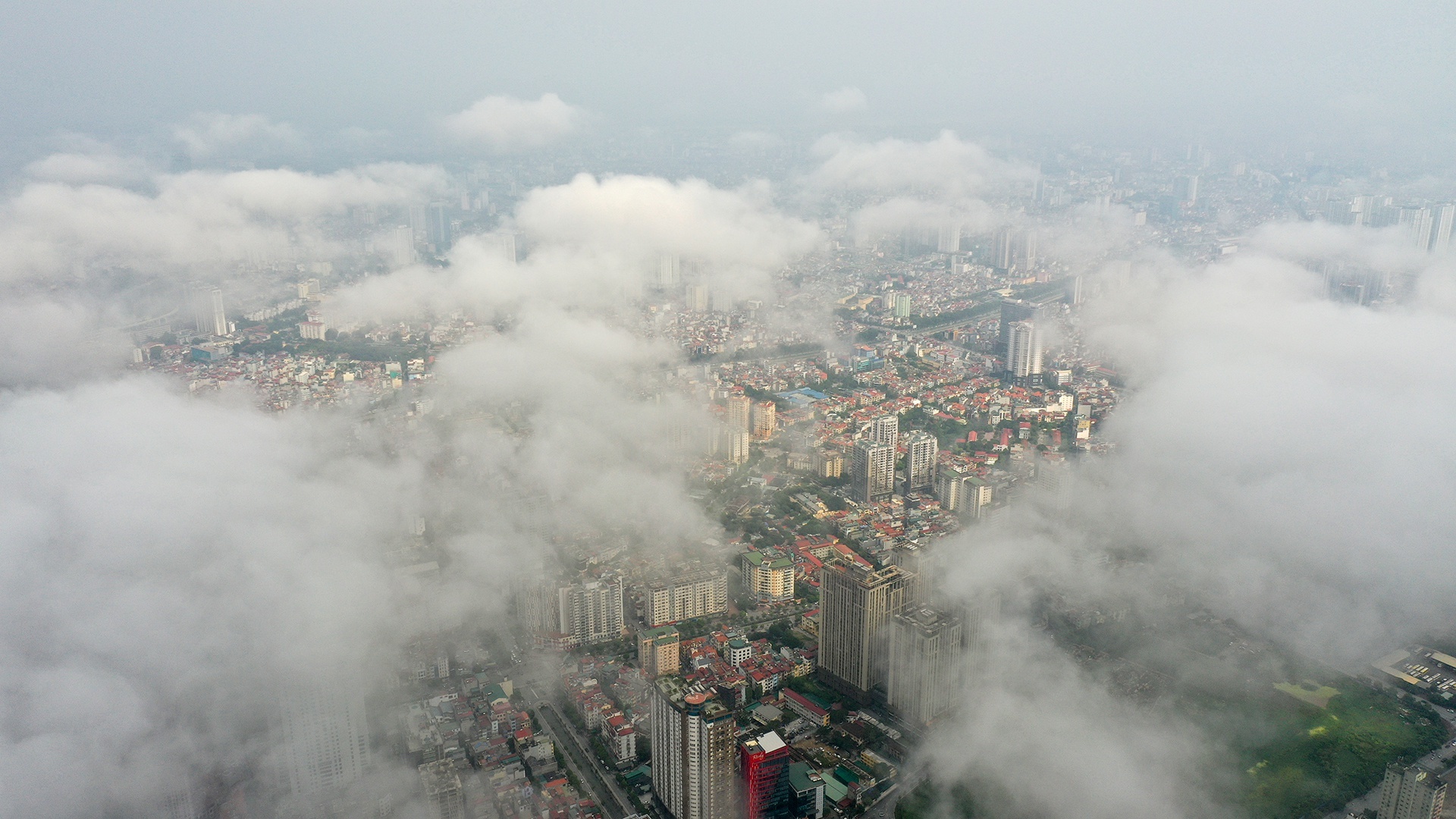 Khong khi Ha Noi cai thien, Thao Dien o nhiem nhat TP.HCM sang nay hinh anh