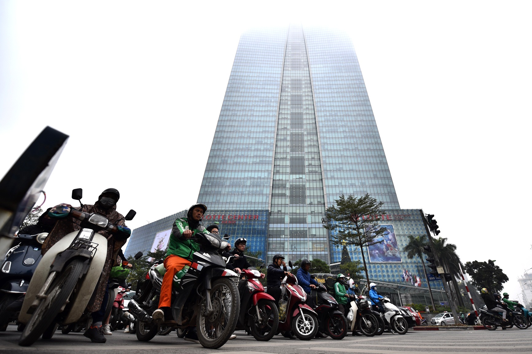 Khong khi Ha Noi trong lanh tro lai hinh anh