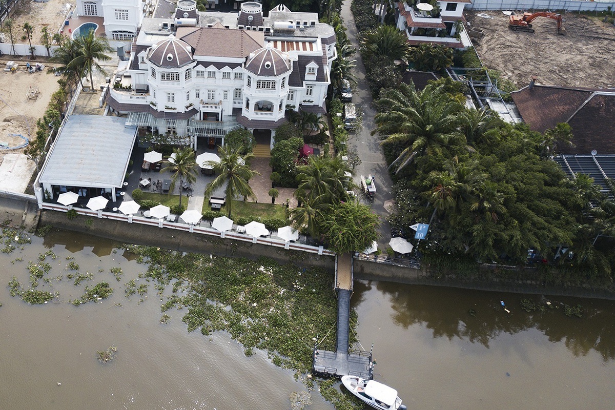 su kien noi bat anh 1