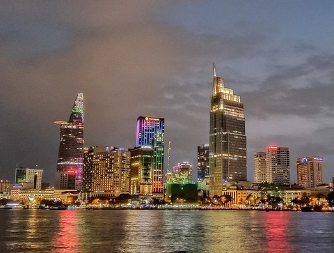 Lanh dao phuong, xa TP.HCM than kho quan chung cu co nguoi nuoc ngoai hinh anh