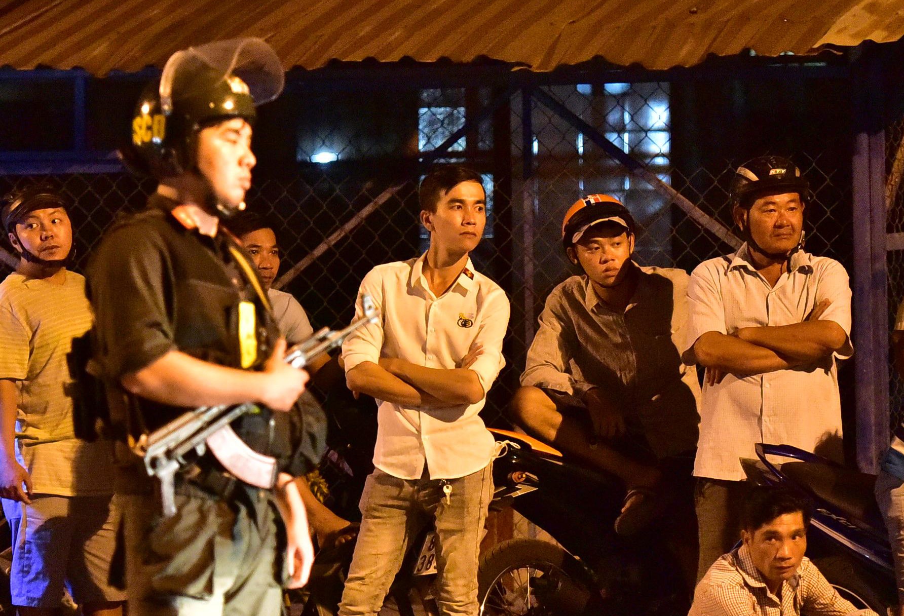 Dan Cu Chi khong dam ve nha khi nghi can giet 5 nguoi chua bi bat hinh anh