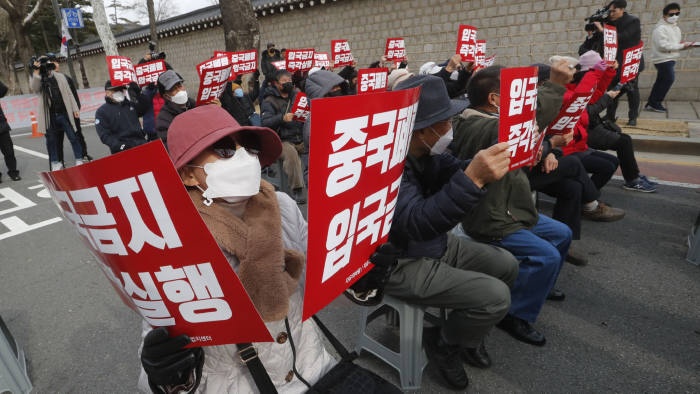 phong dich virus corona anh 4