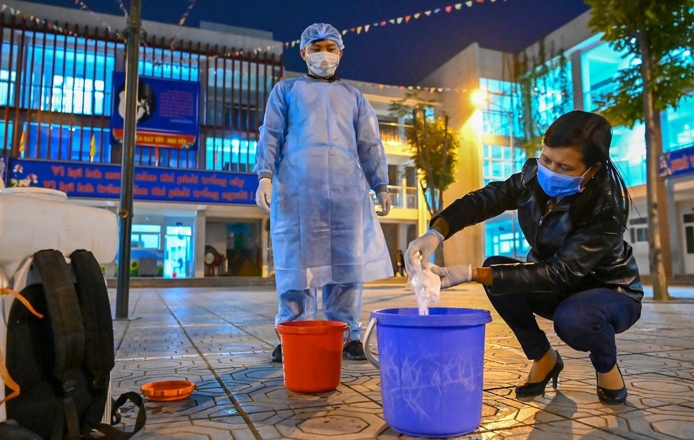phong dich Covid-19 anh 2