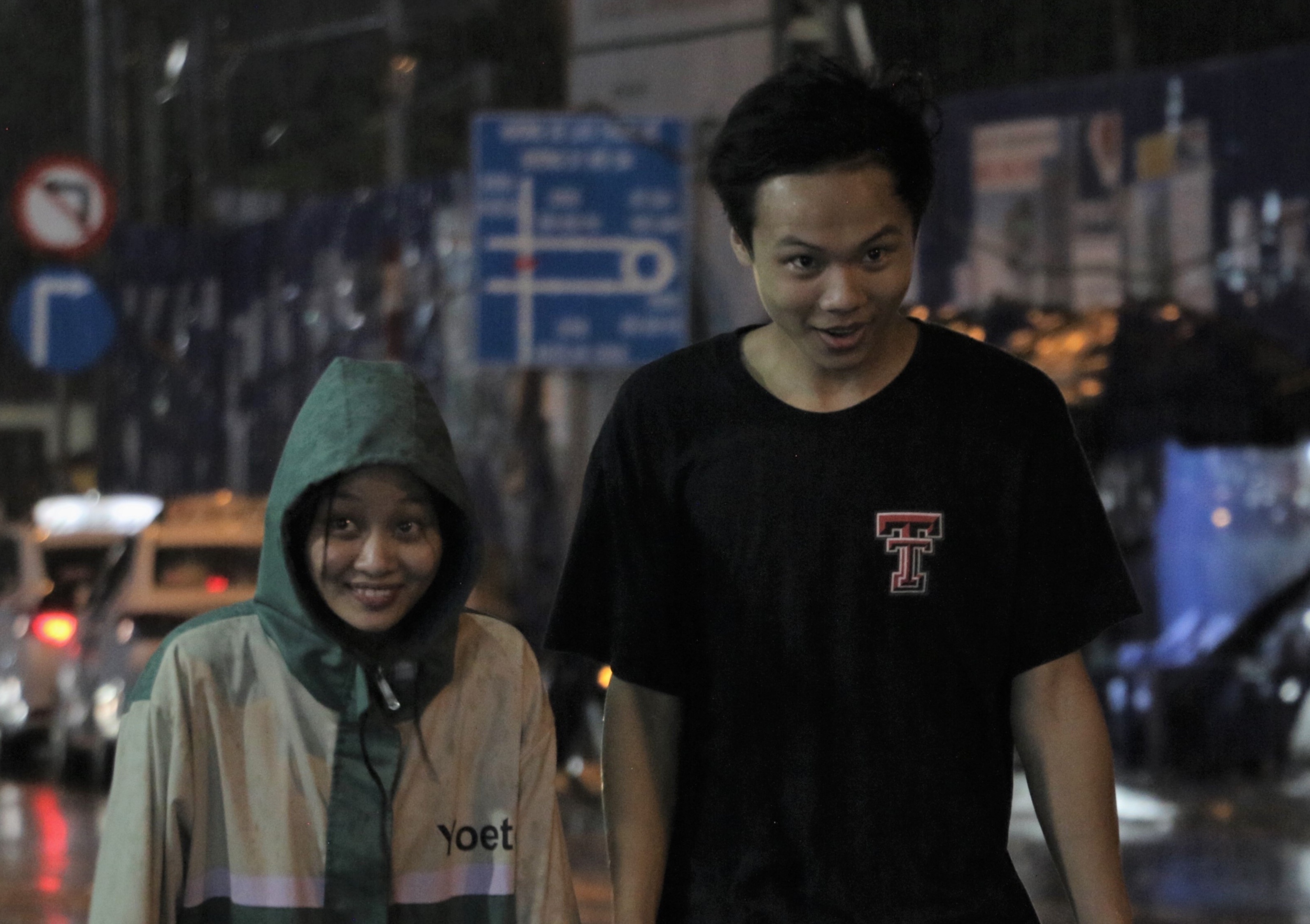 TP.HCM co mua giai nhiet trai mua hinh anh