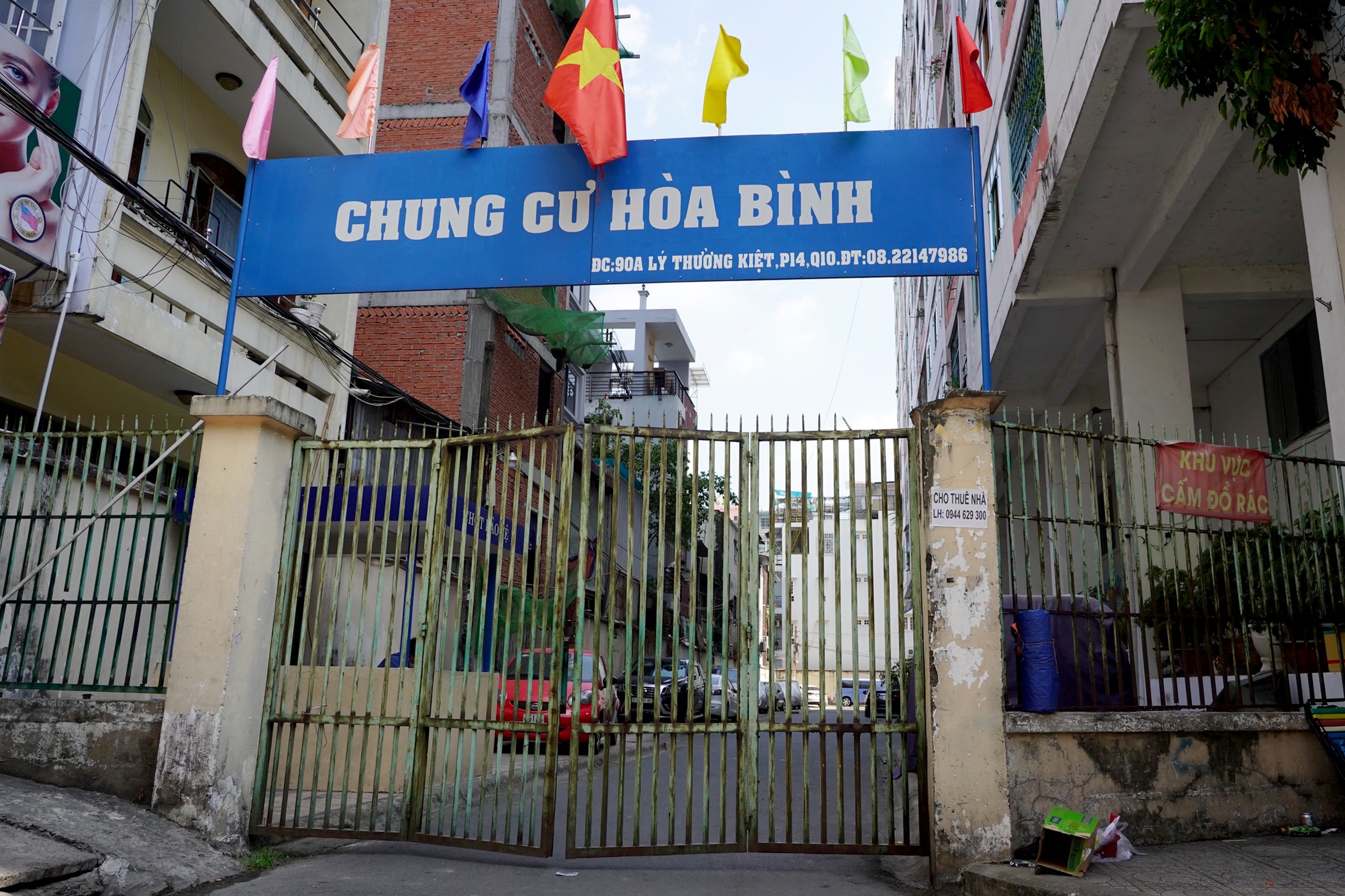 phong toa chung cu Hoa Binh anh 1