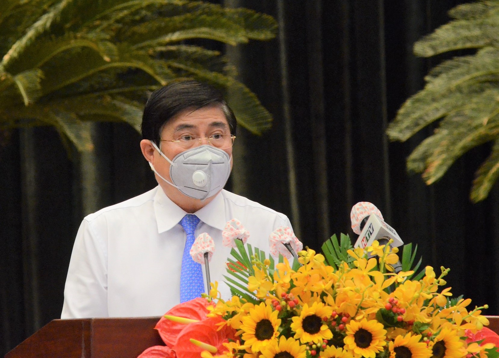 cuoc chien chong dich Covid-19 anh 1