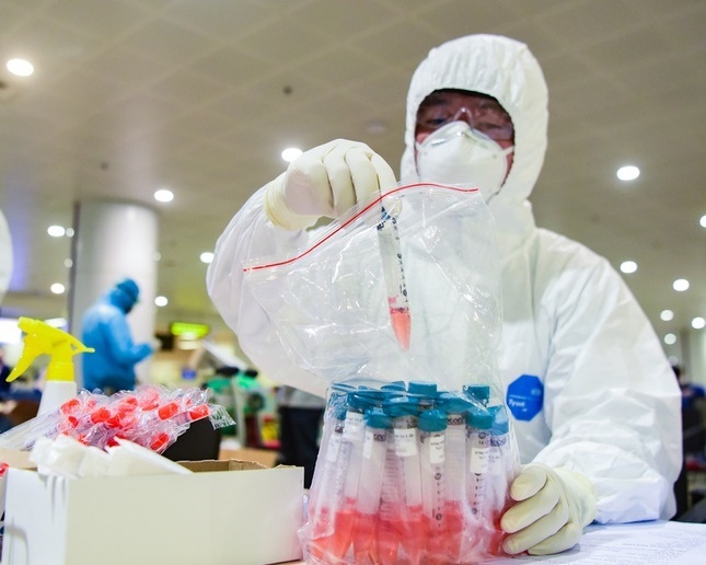 101 truong hop F1 tiep xuc benh nhan Thuy Dien deu am tinh Covid-19 hinh anh