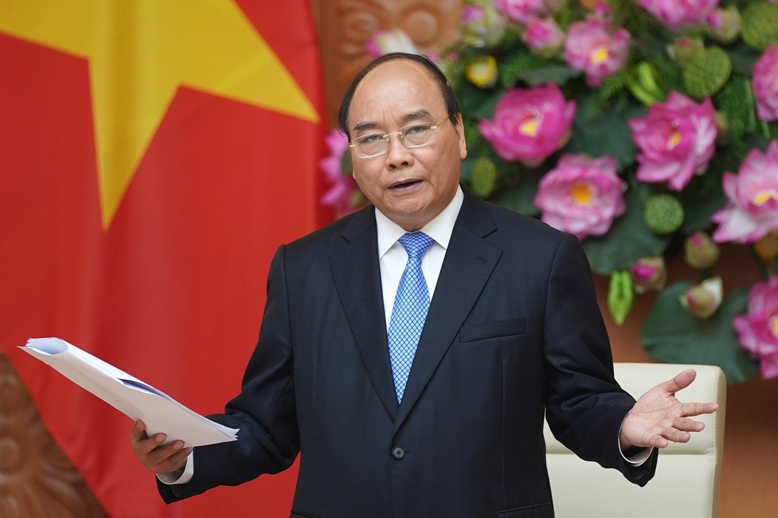 Thu tuong chi ra thoi co tu xuat khau khau trang trong dich Covid-19 hinh anh