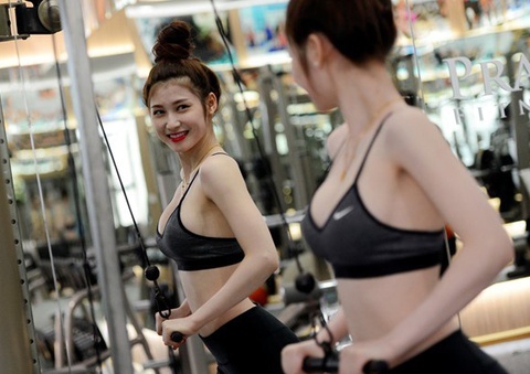 TP.HCM cho phep mo lai phong gym, cam tu tap tren 30 nguoi hinh anh