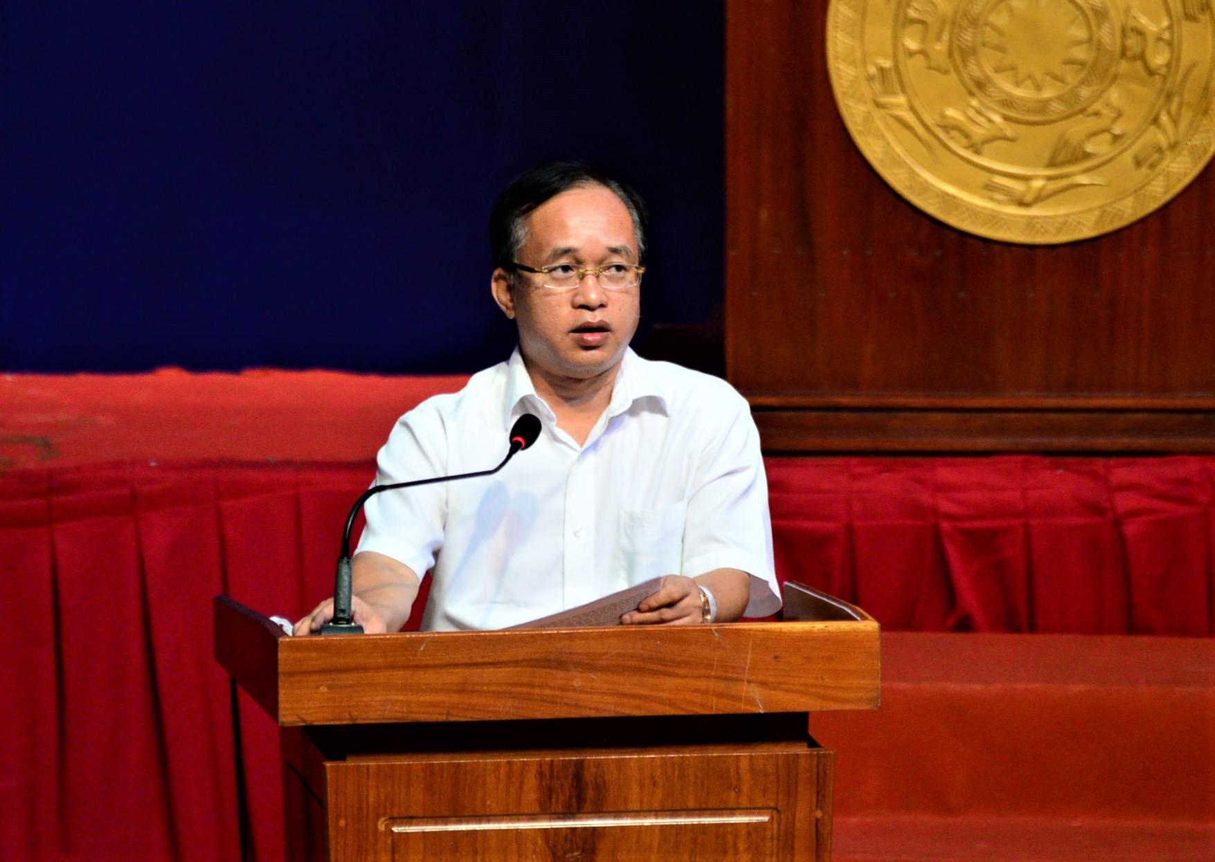 tiep xuc cu tri truoc ky hop IX anh 1