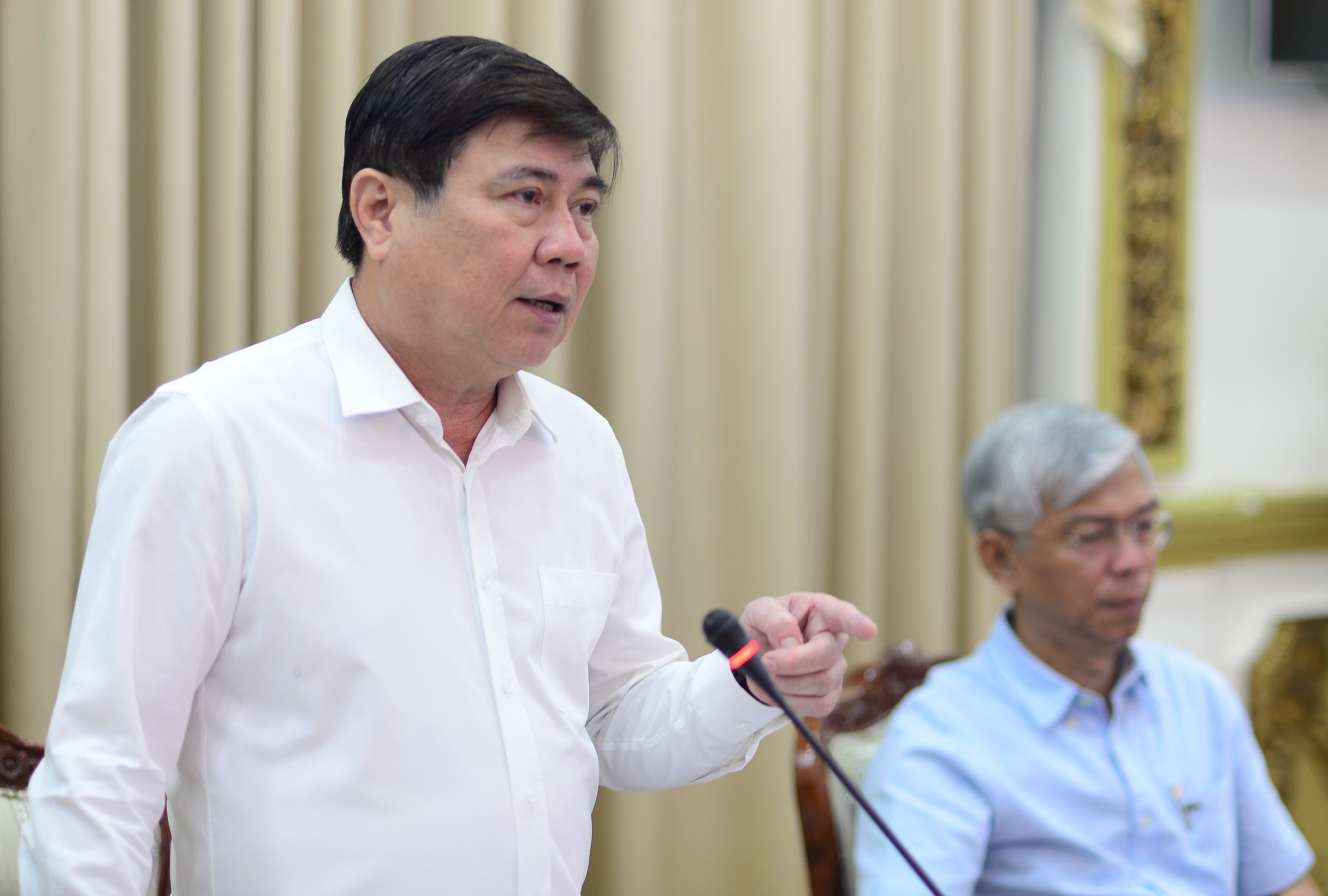 Chu tich TP.HCM: Lay y kien 15 ngay khong tra loi coi nhu dong y hinh anh