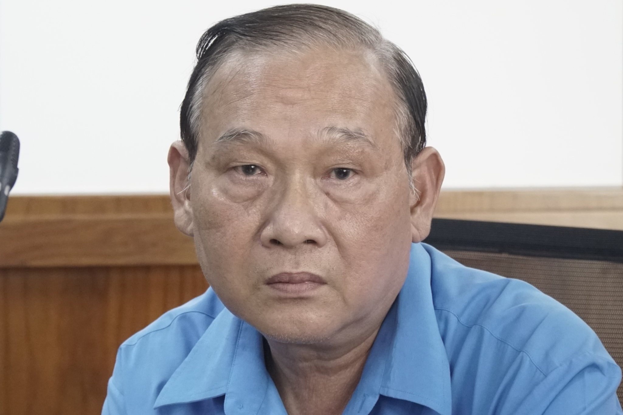 Hieu truong truong THCS Bach Dang: Toi nhan trach nhiem de lam guong hinh anh