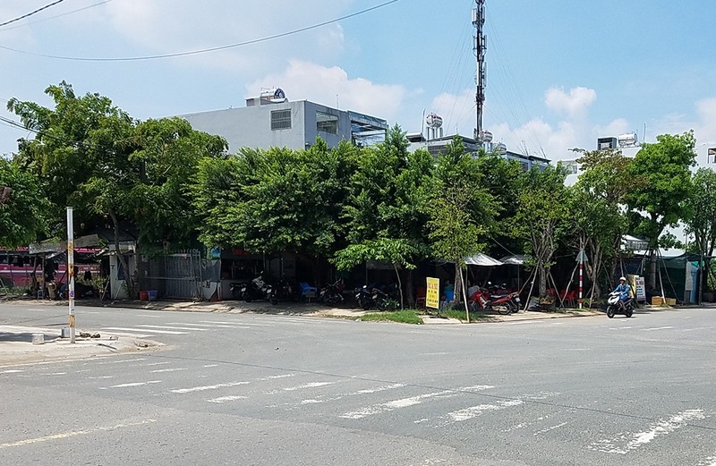 tan cong chu quan com anh 1