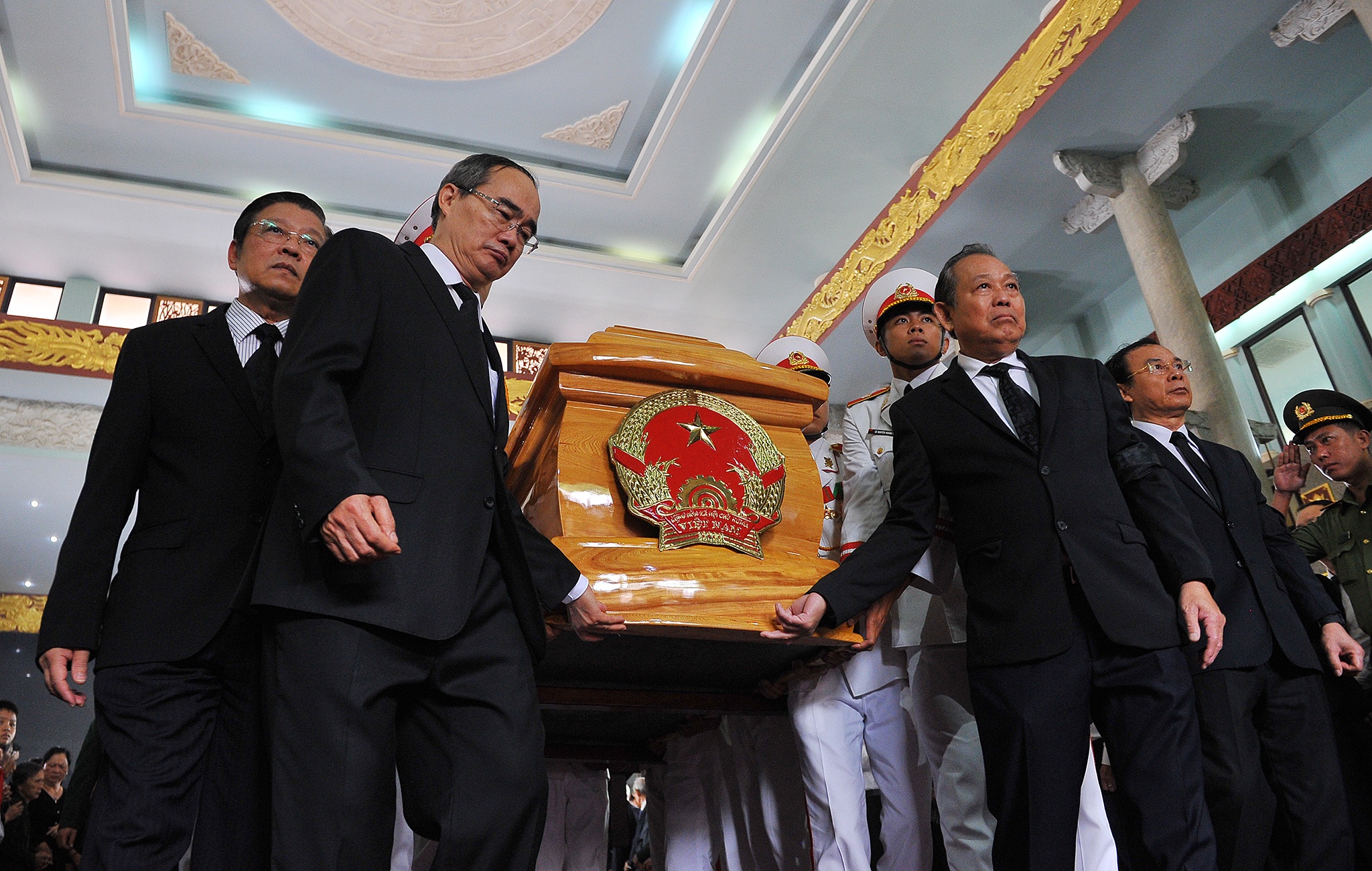 tang le nguoi thay tinh bao Muoi Huong anh 10