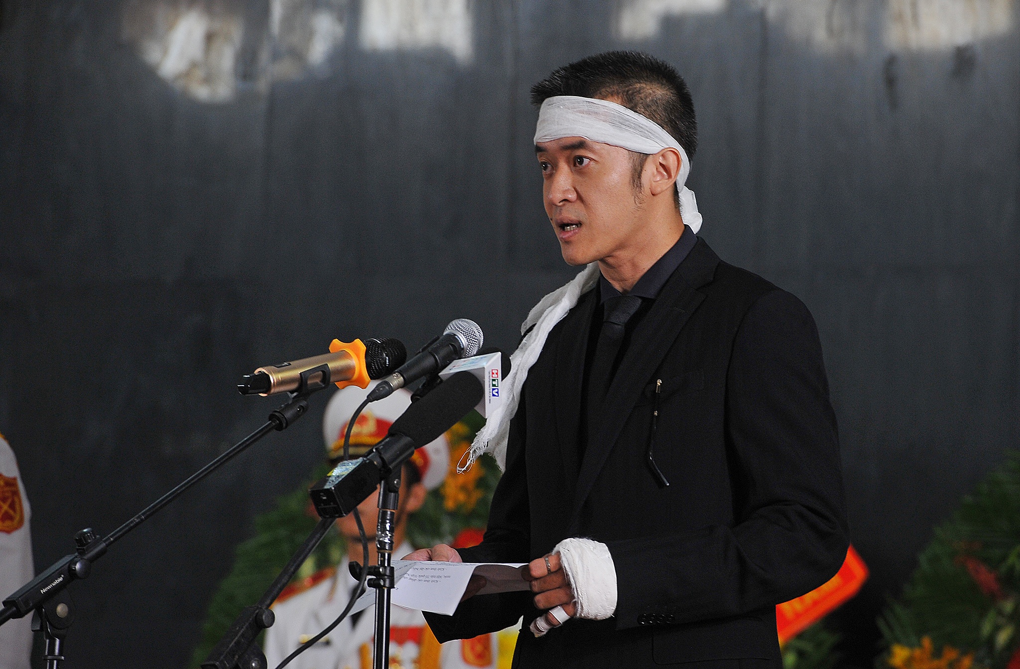 tang le nguoi thay tinh bao Muoi Huong anh 6