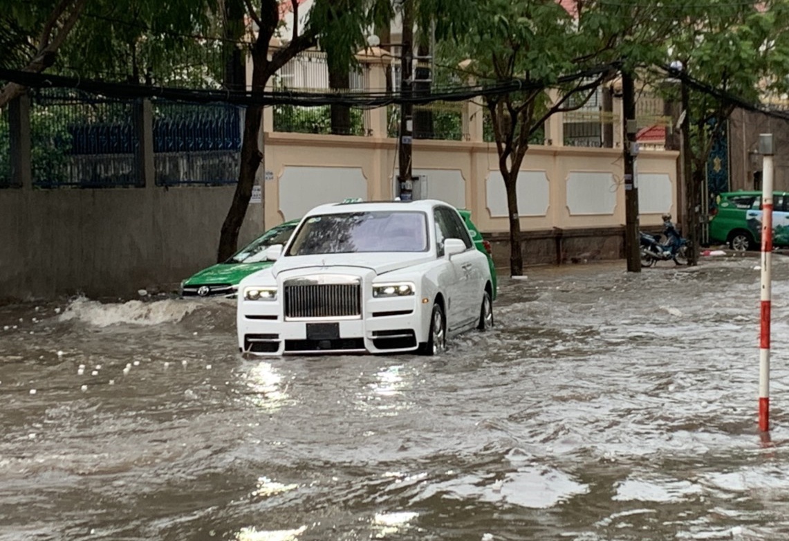 thoi tiet nguy hiem TP.HCM anh 1