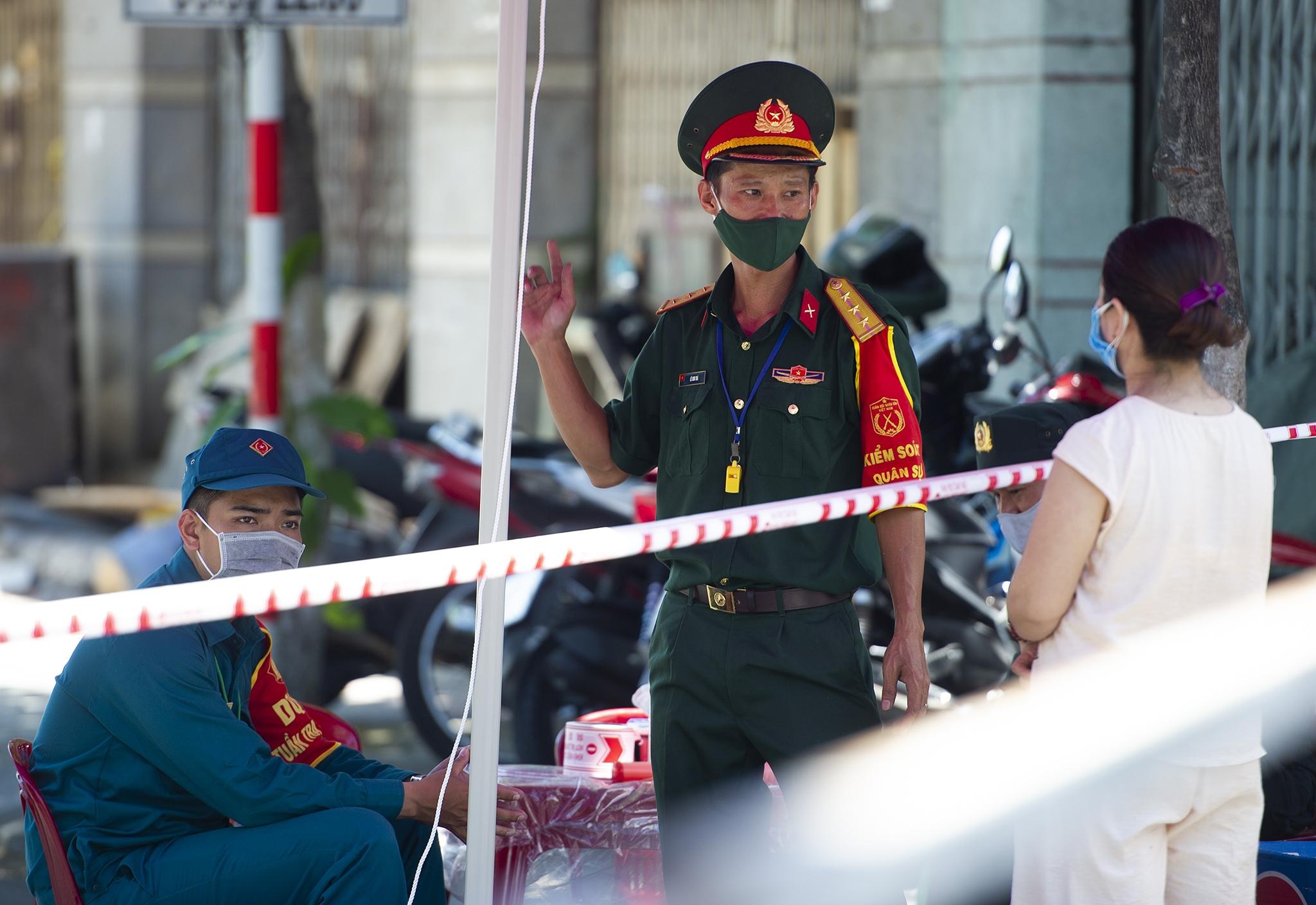 cach ly toan xa hoi Da Nang anh 9