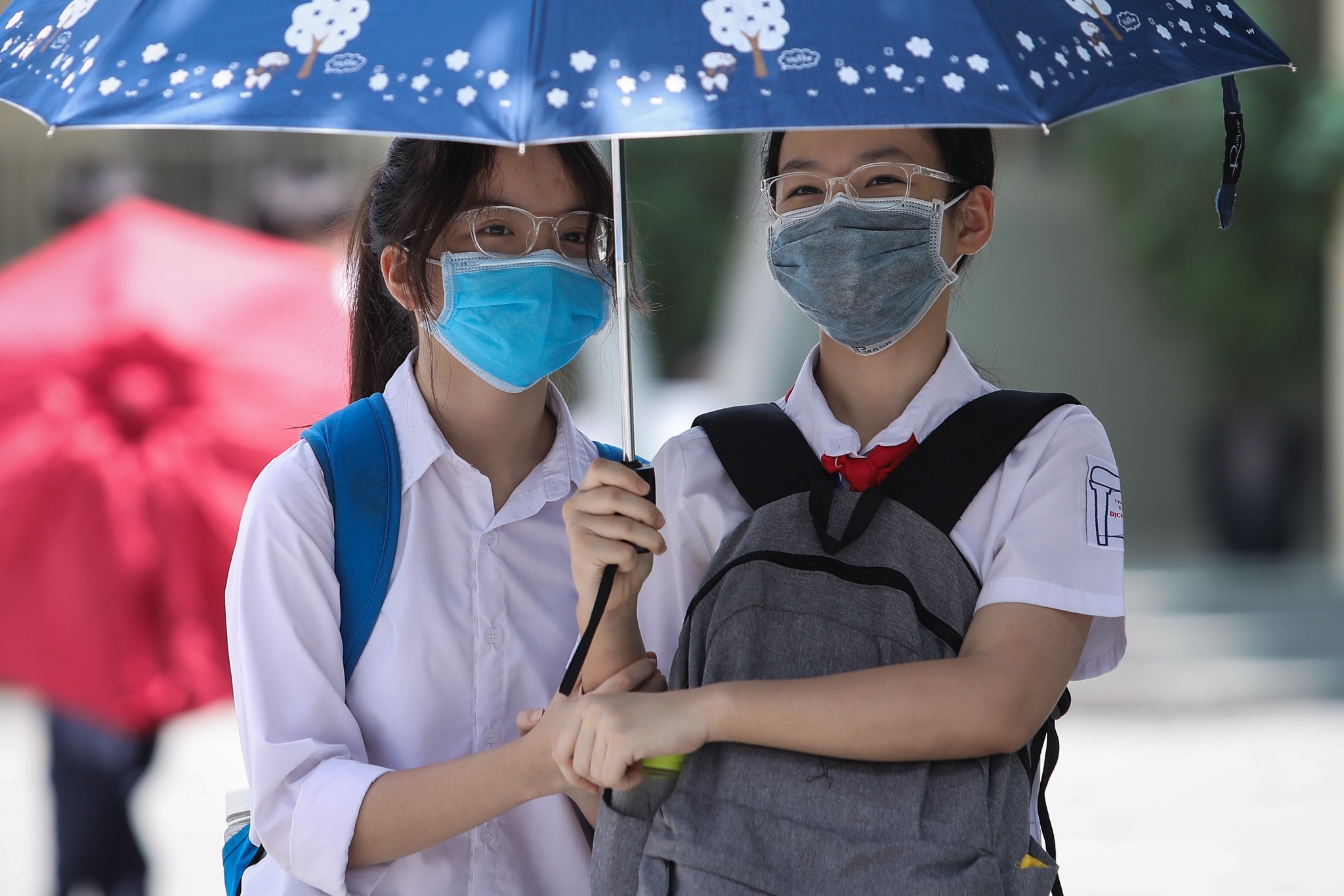 tia UV o nguong cao anh 2