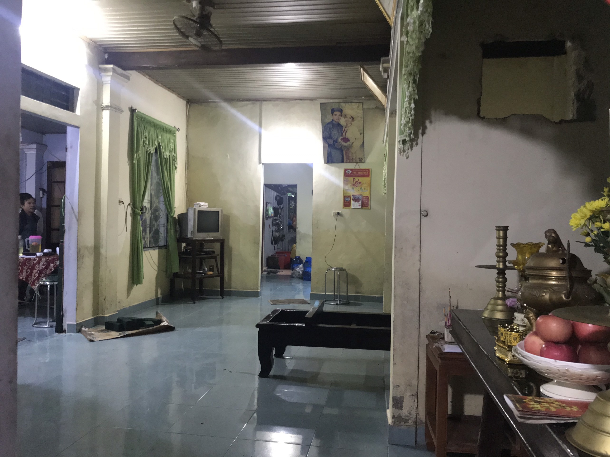 Can nha cua chu tich huyen tu nan o Rao Trang hinh anh