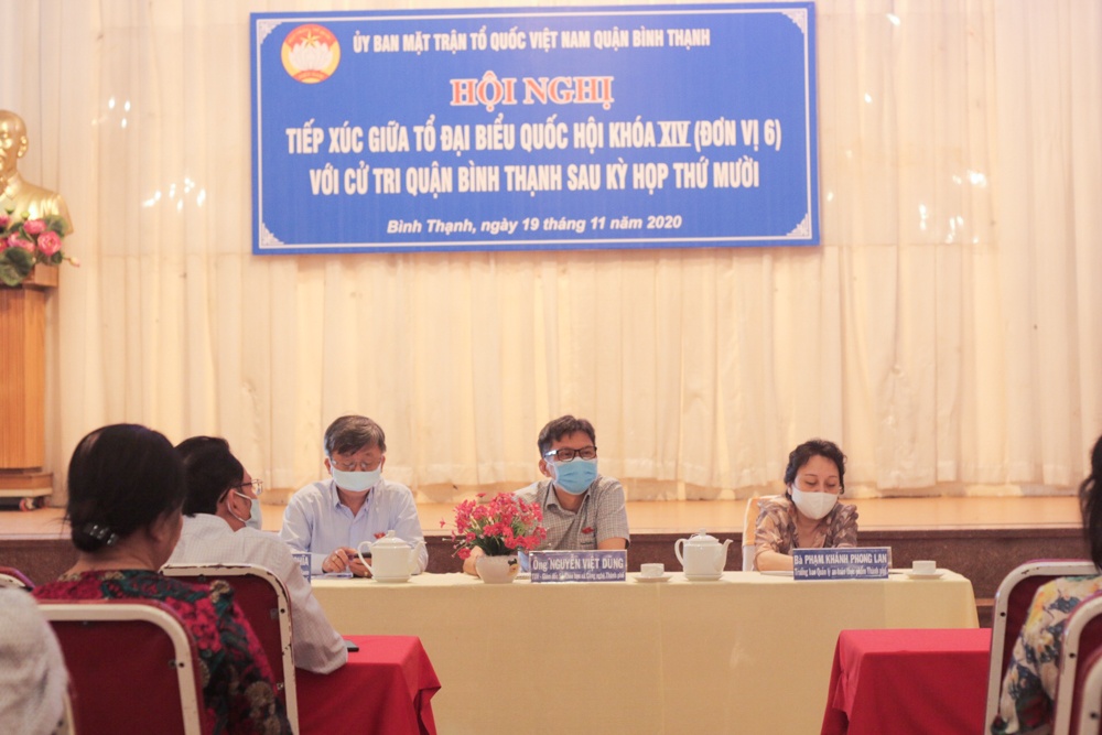 dai bieu Quoc hoi tiep xuc cu tri anh 2