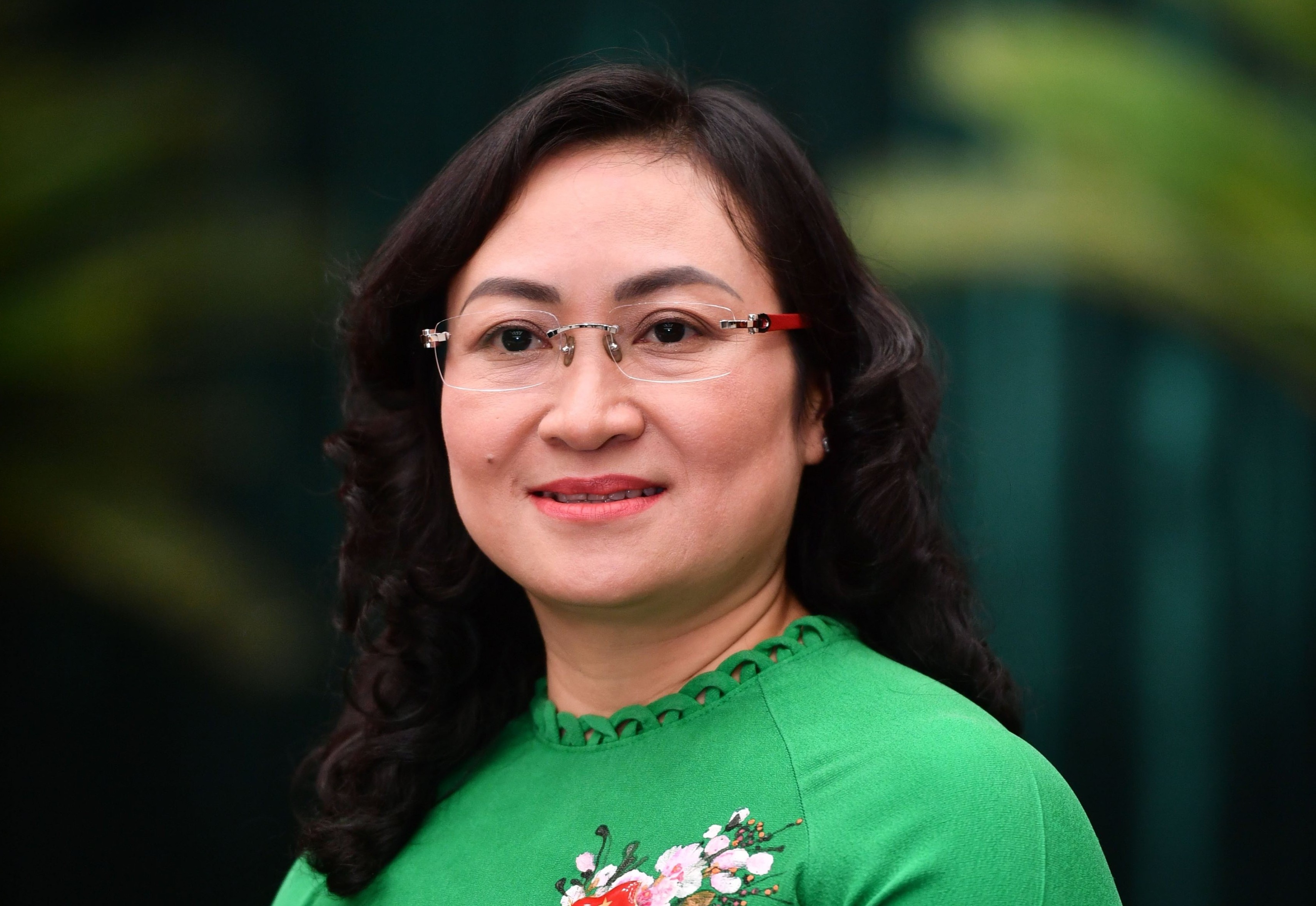 Tieu su ba Phan Thi Thang, tan Pho chu tich UBND TP.HCM hinh anh