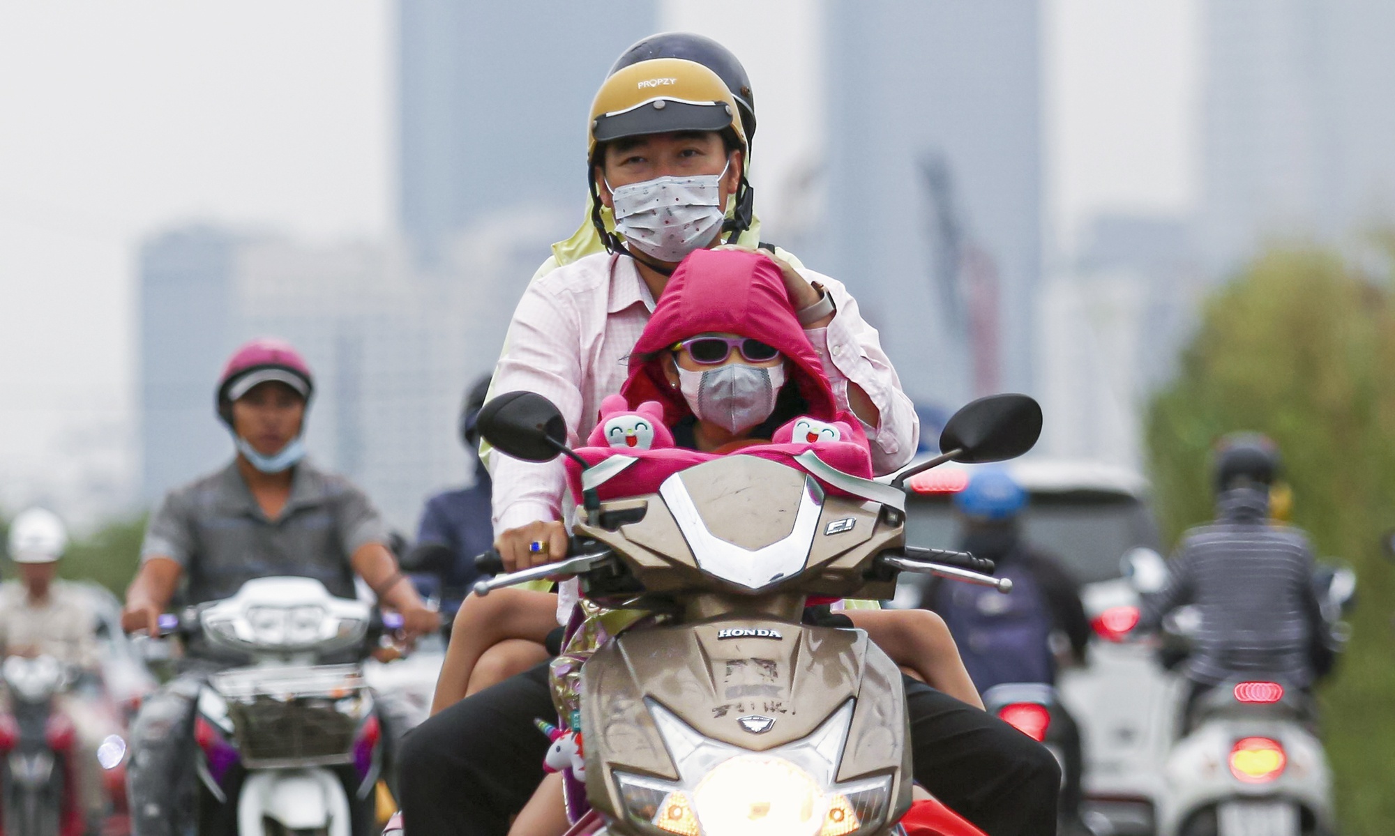 khong khi lanh anh huong TP.HCM anh 1