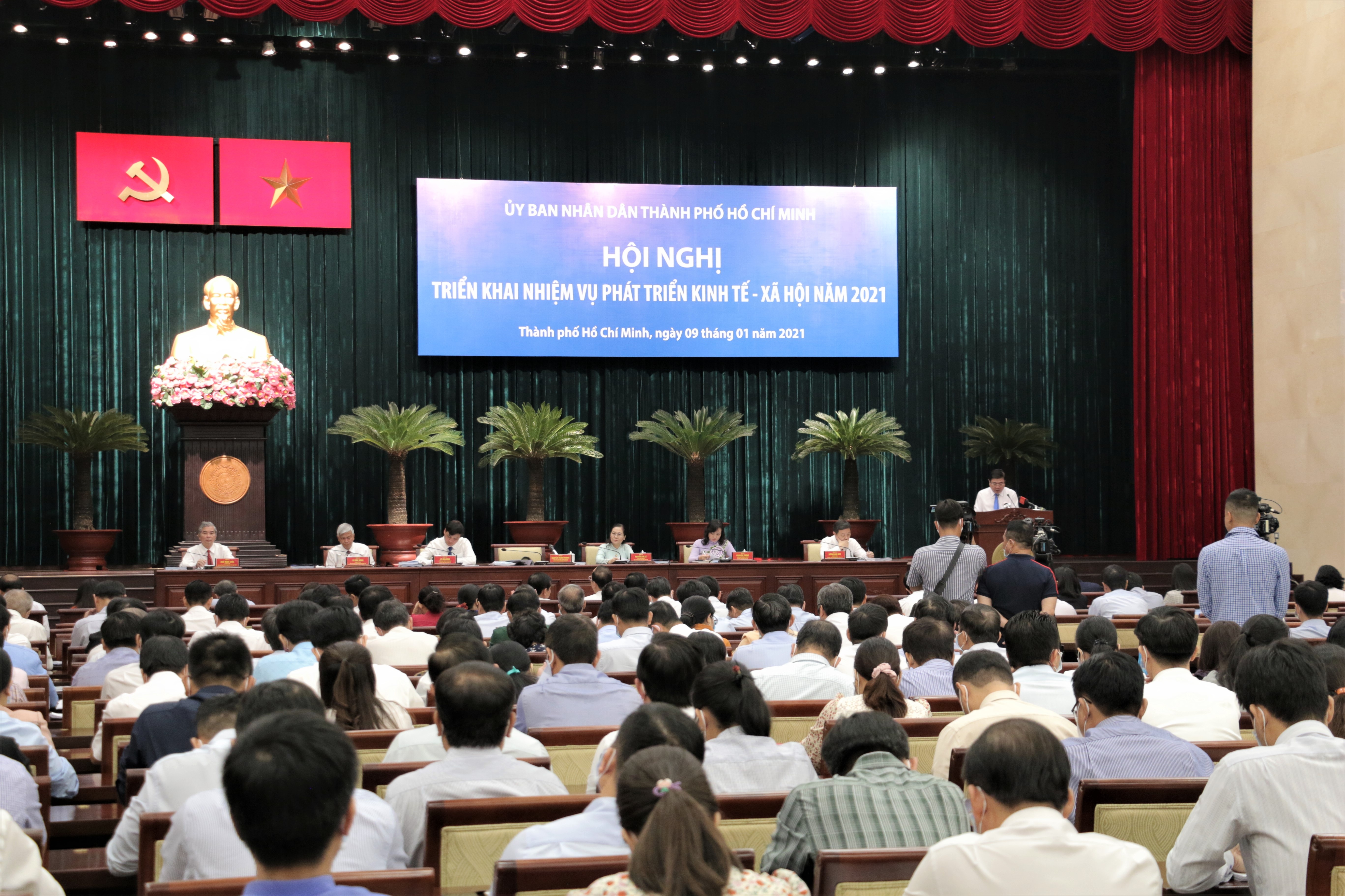 ket qua kinh te xa hoi TP.HCM anh 2