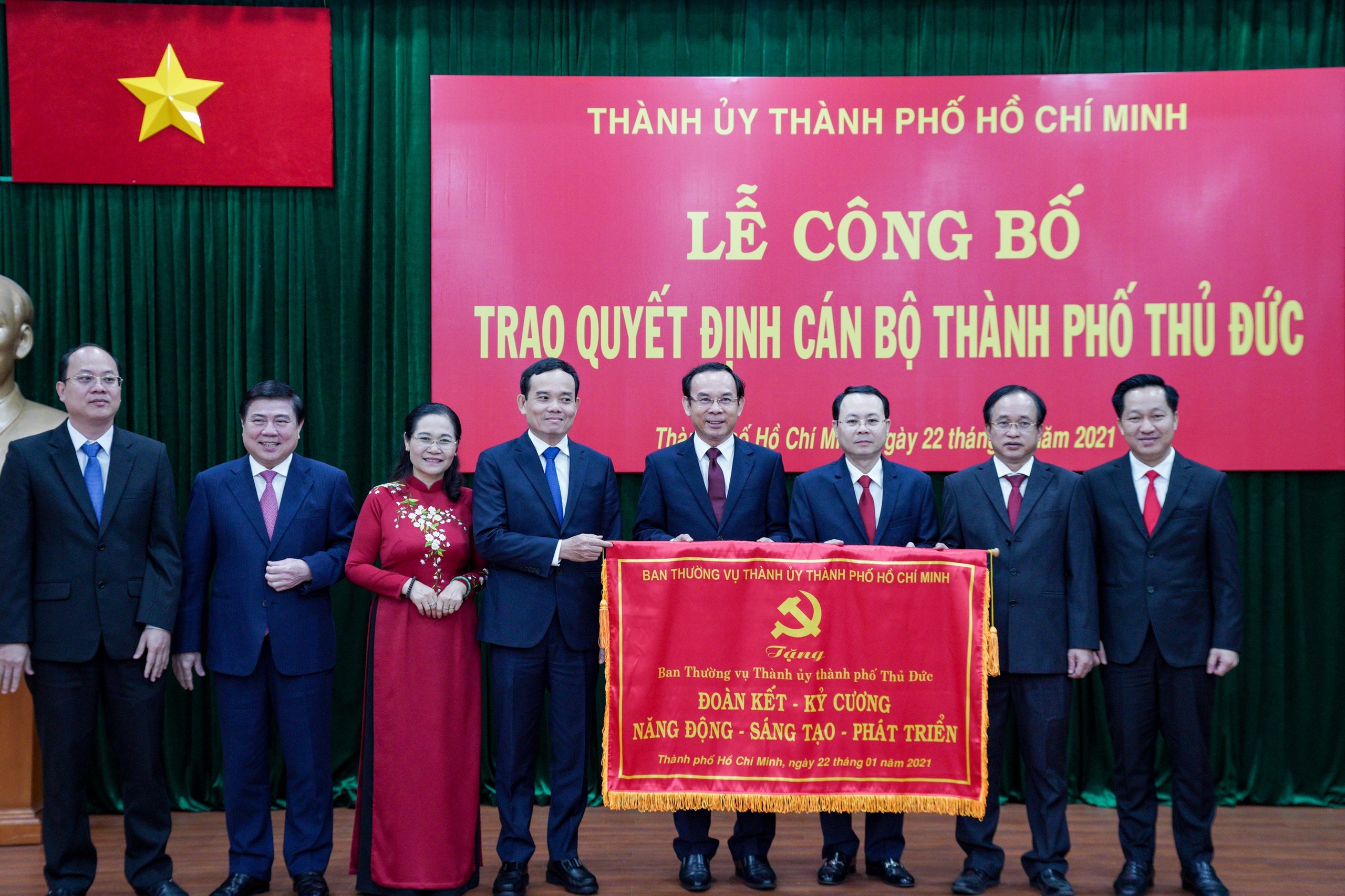 quyet dinh can bo TP Thu Duc anh 6