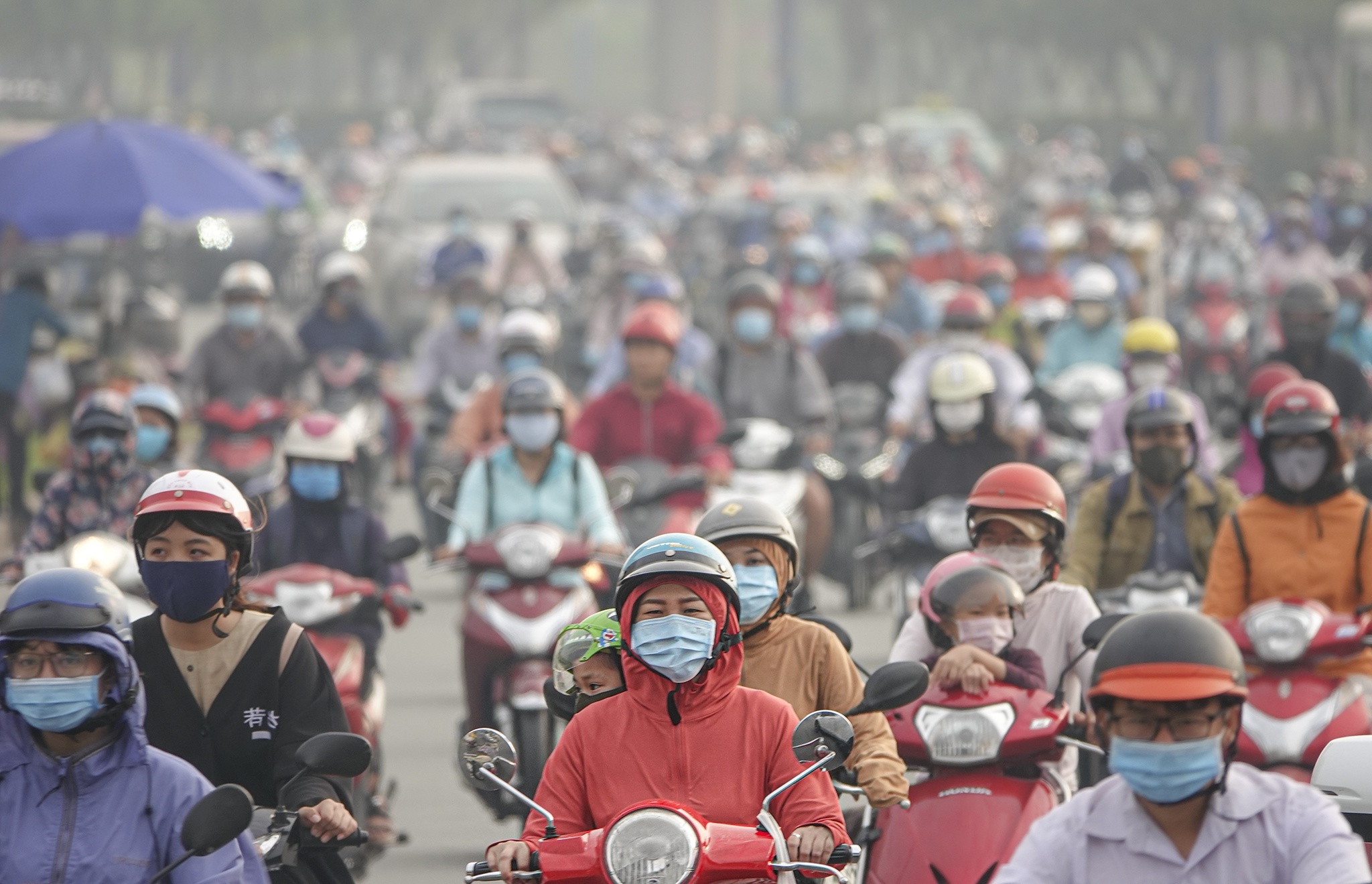 TP.HCM mua trai mua, chat luong khong khi cai thien hinh anh