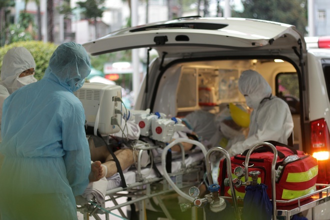 TP.HCM hop dot xuat sau truong hop duong tinh SARS-CoV-2 hinh anh